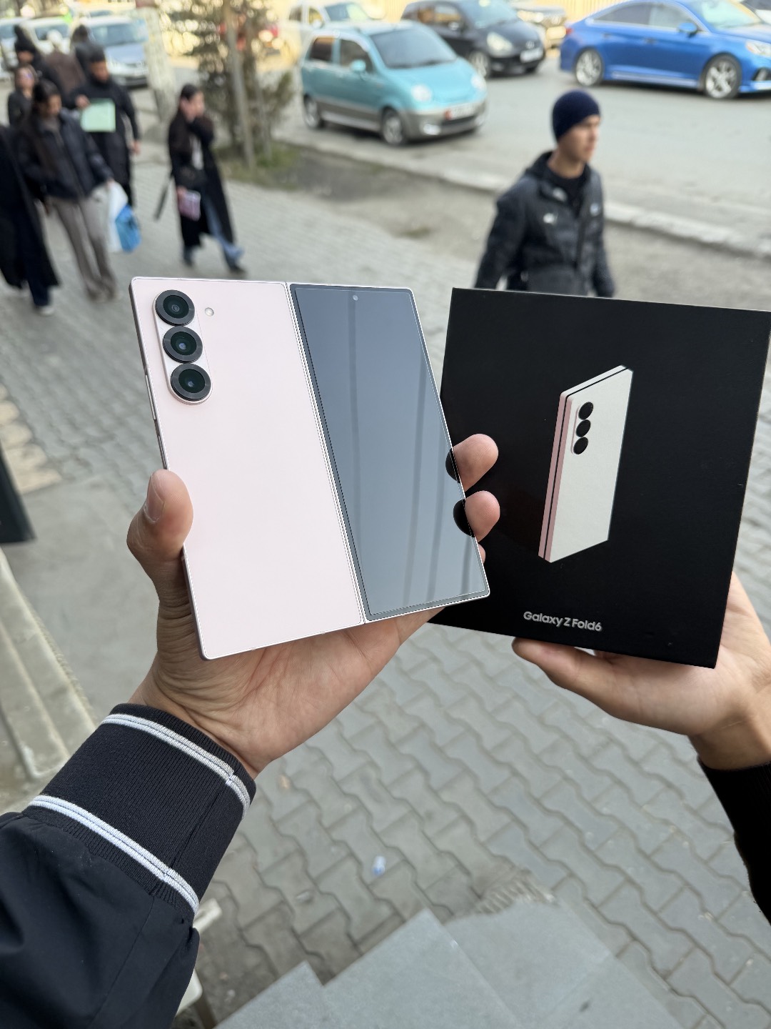 Samsung Z Fold 6 - изображение 5