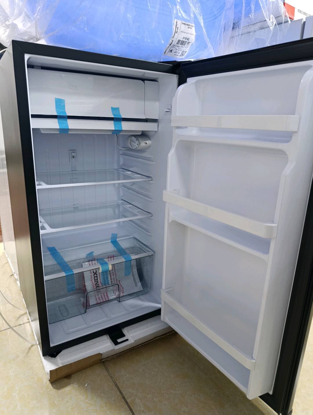 Холодильник XINGX 96лит - изображение 2