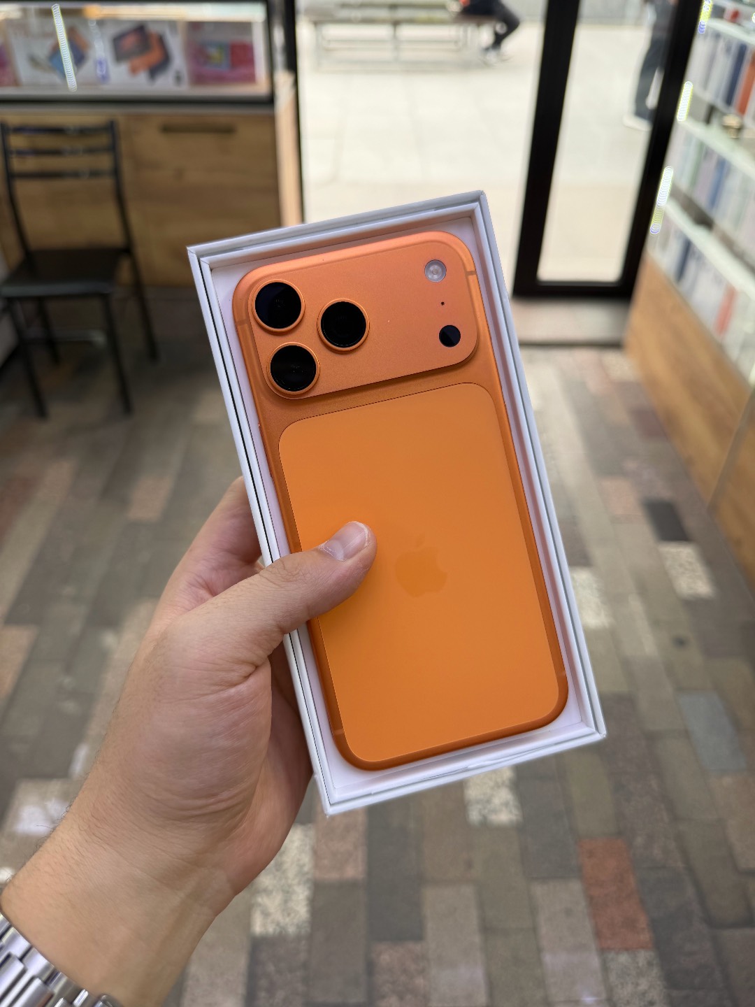 IPhone 17 Pro Max 256gb sim б/у