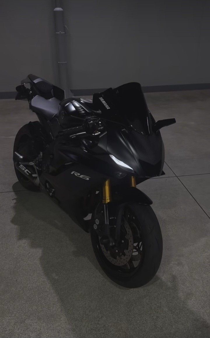 Yamaha R6 moto - изображение 2