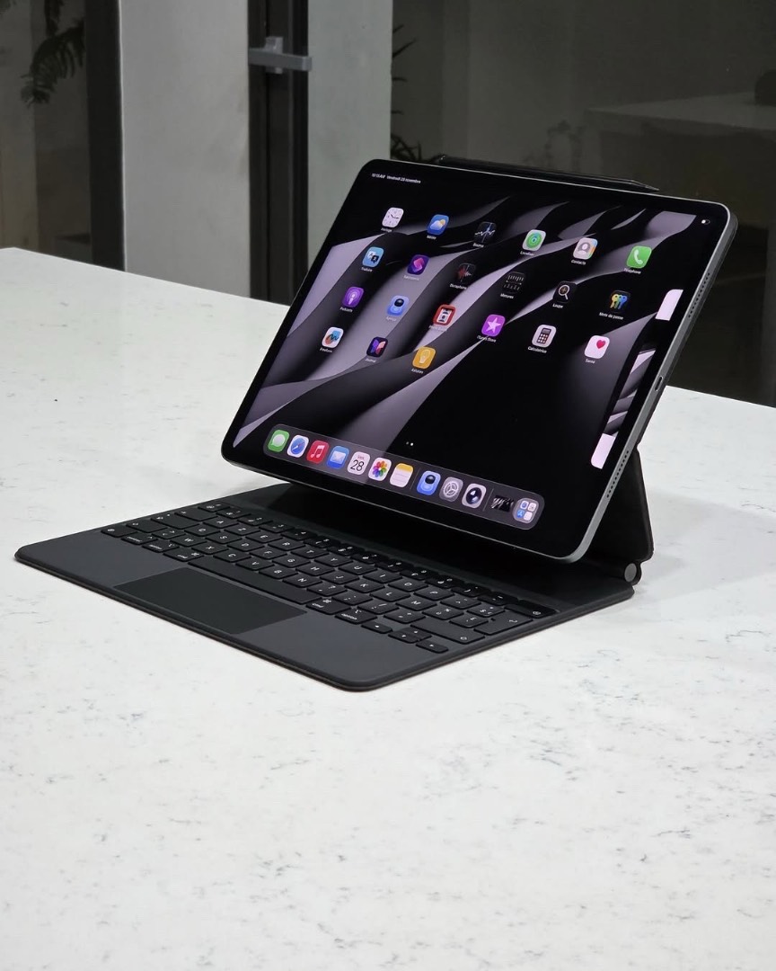 🚨IPad Pro 13 дьюмовый M4 256GB🚨Клавиатура в подарок ! Привозной с Корее 🇰🇷С официальной гарантие ✅ - изображение 3