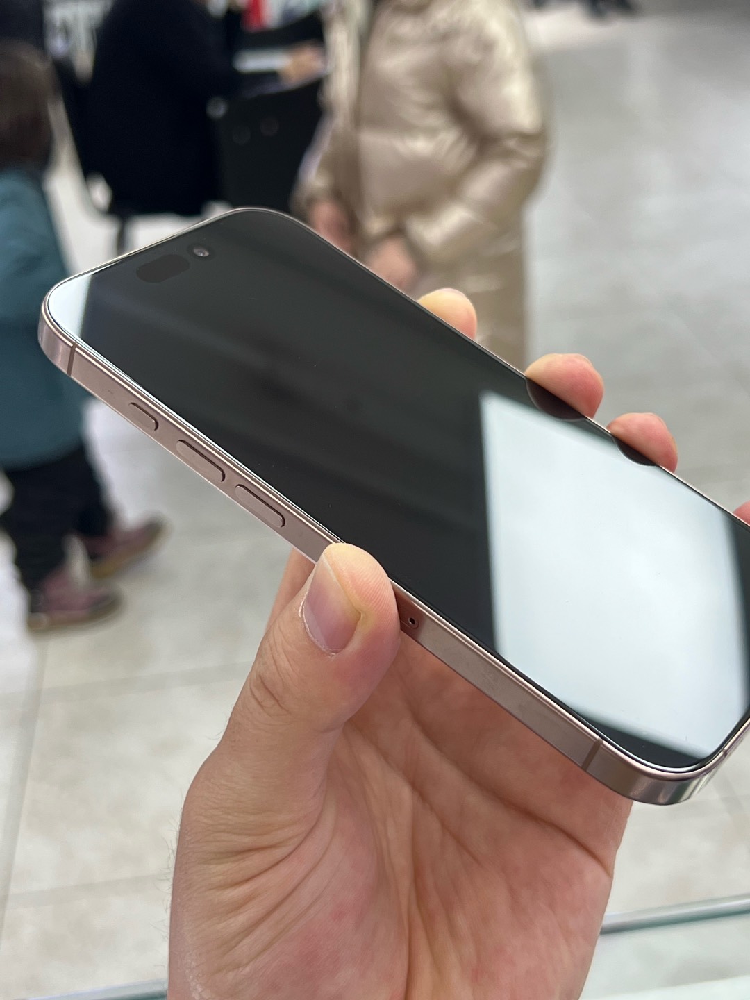 Айфон 16 про 256 гб - изображение 3