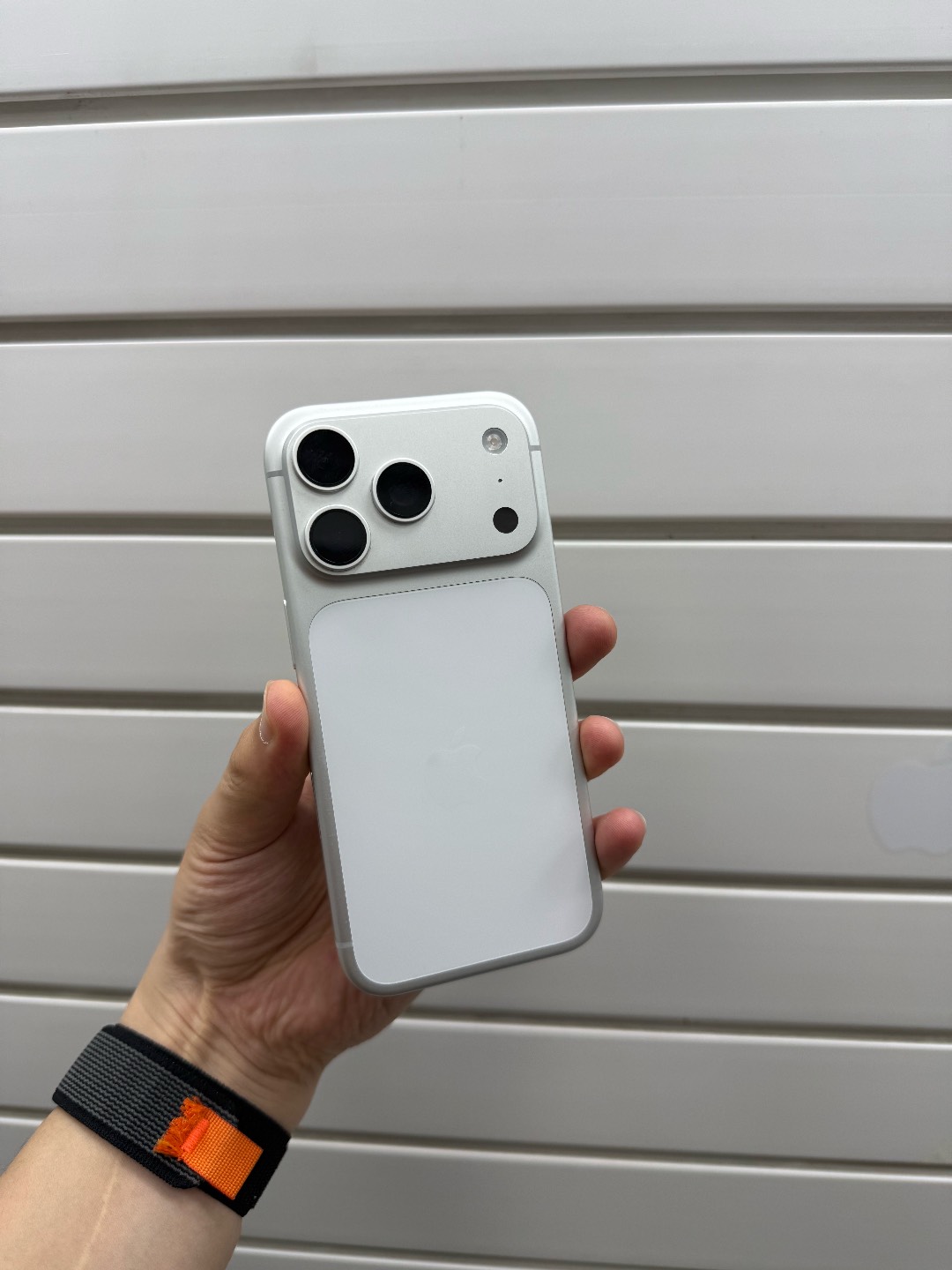 Айфон 17 про сим 256 гб