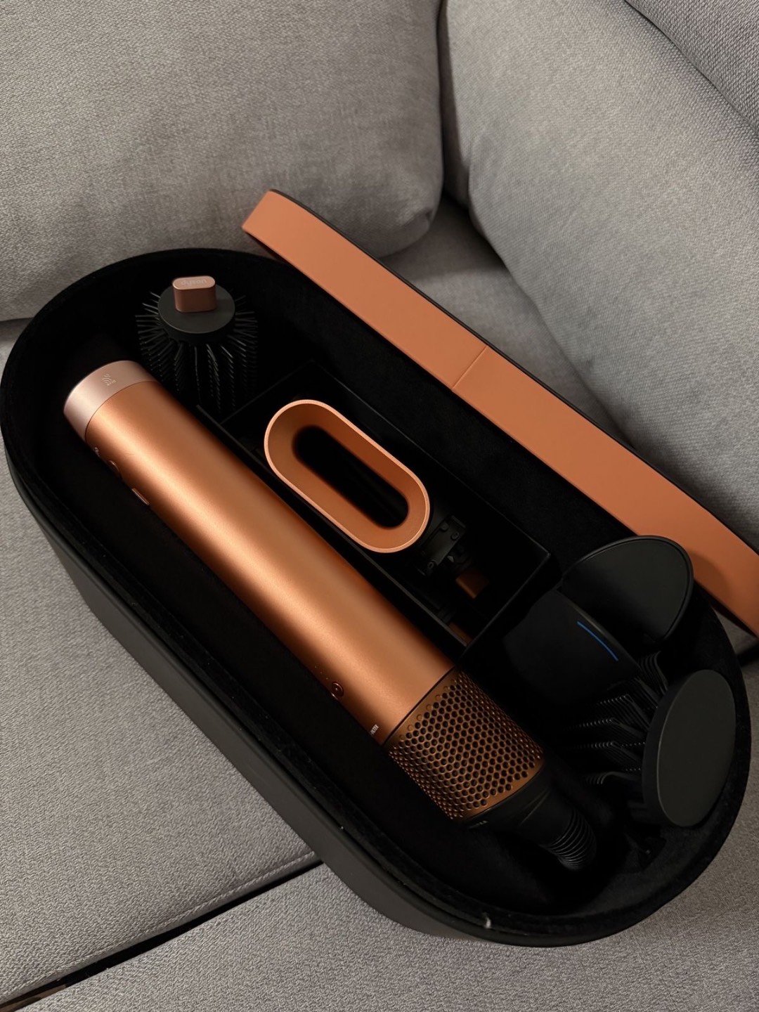 💇‍♀️ Идеальная укладка каждый день — Dyson Airwrap Amber Silk HS09 - изображение 2