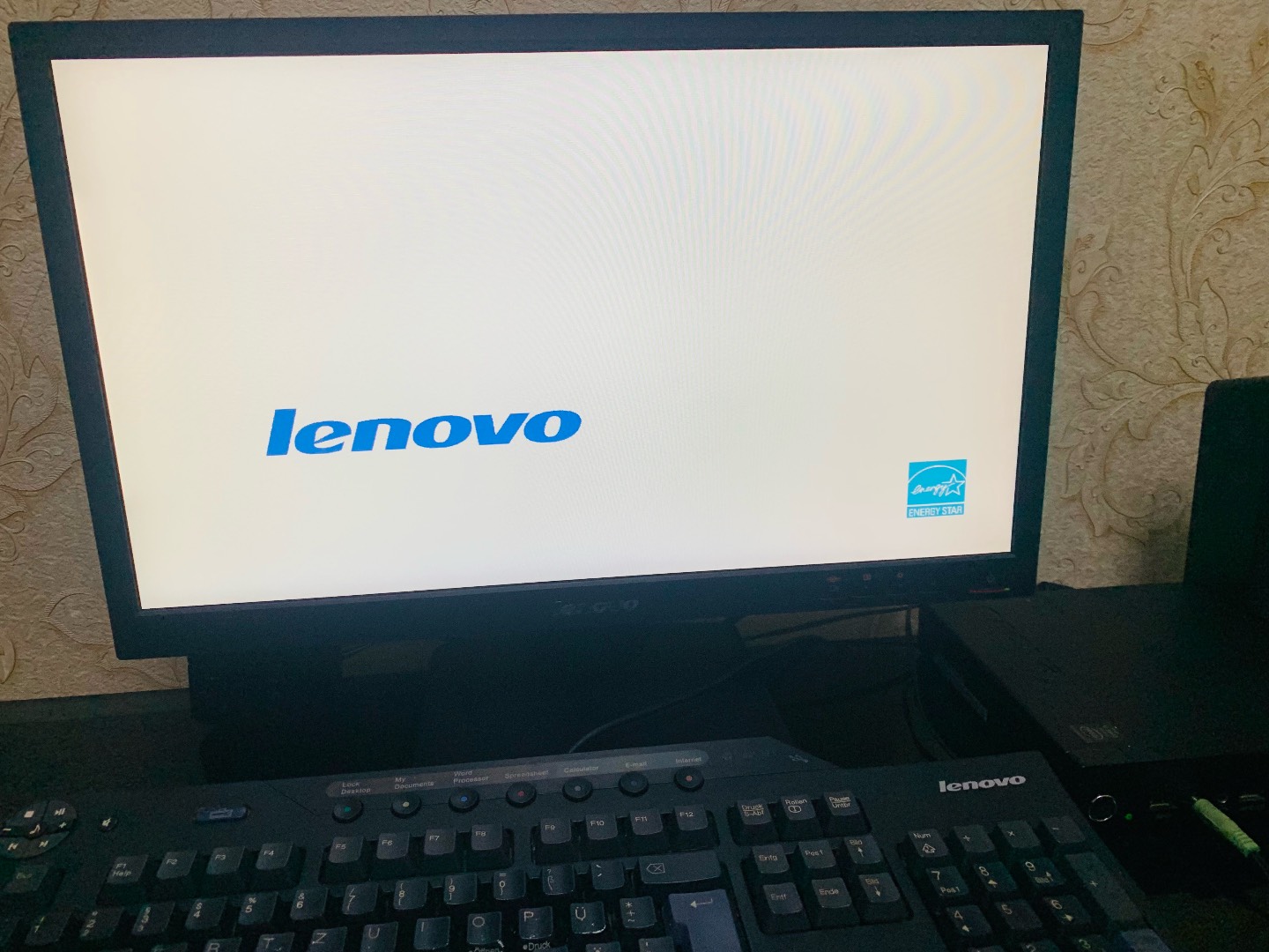 Продаю мини ПК Lenovo - изображение 2