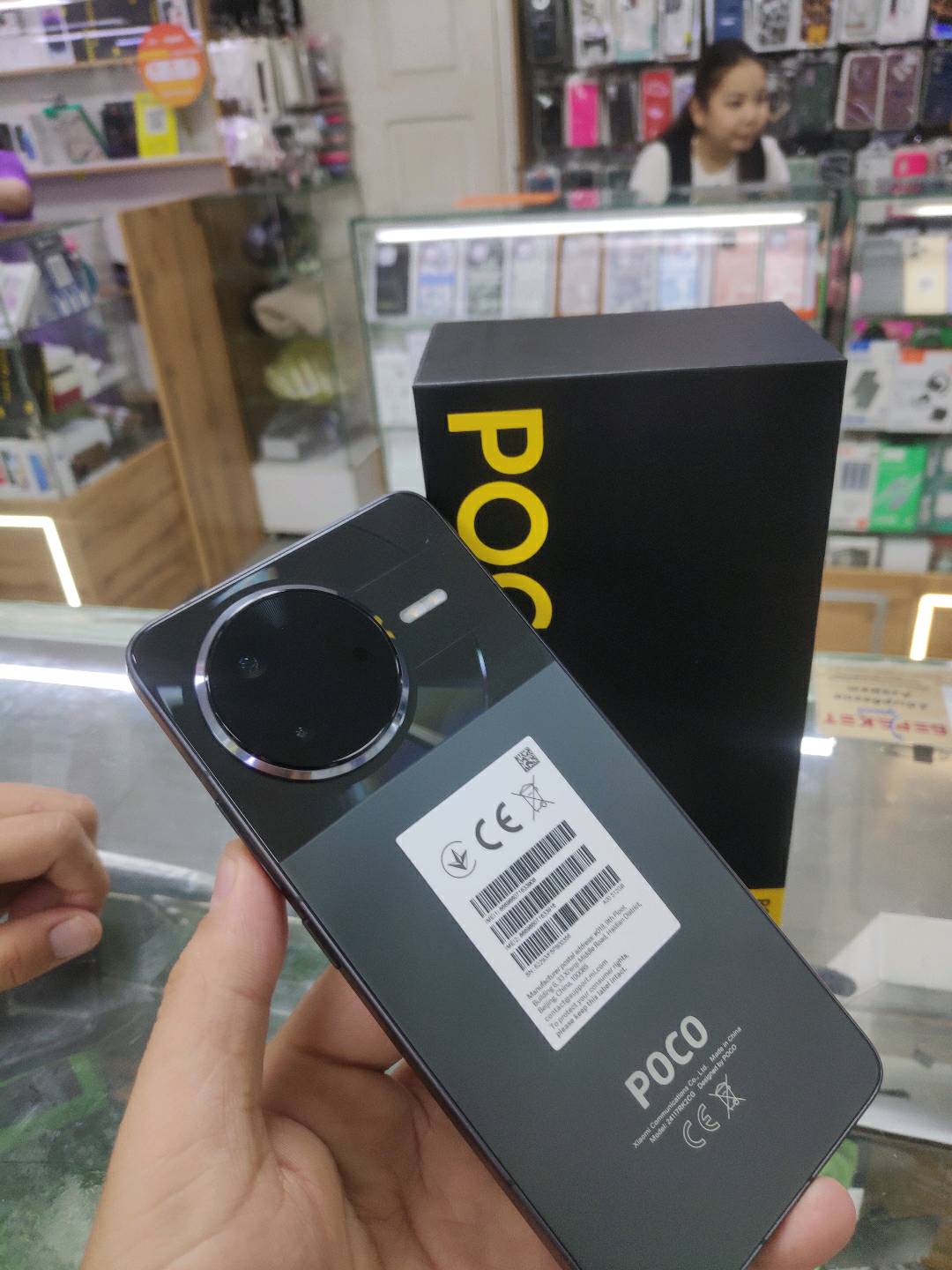 POCO F7 Pro 12/512гб - изображение 3