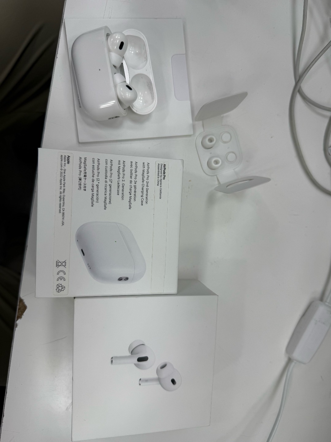 AirPods Pro 2 оригинал б/у - изображение 4
