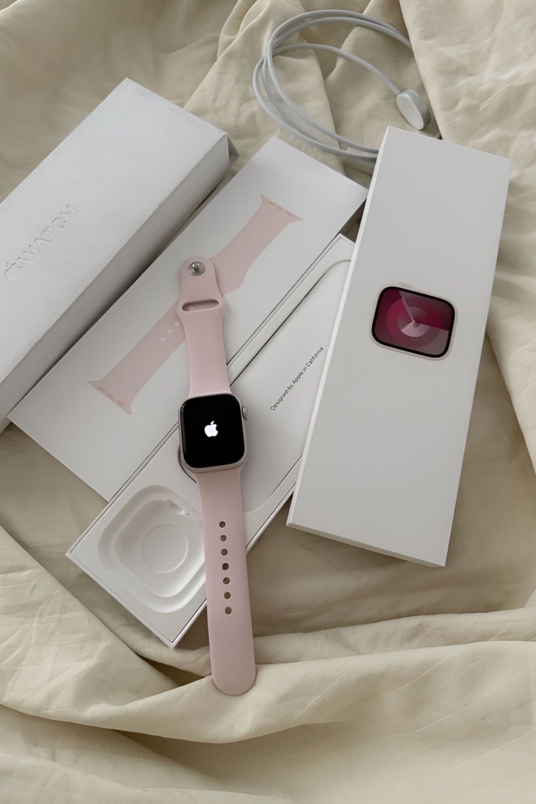 🎁 Apple Watch 42mm — стильный подарок для неё - изображение 2