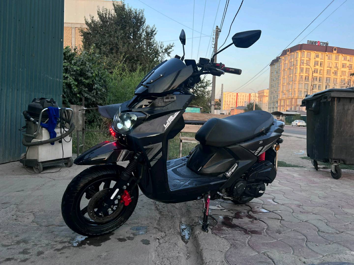Скутер 150куб док бар мотор жакшы