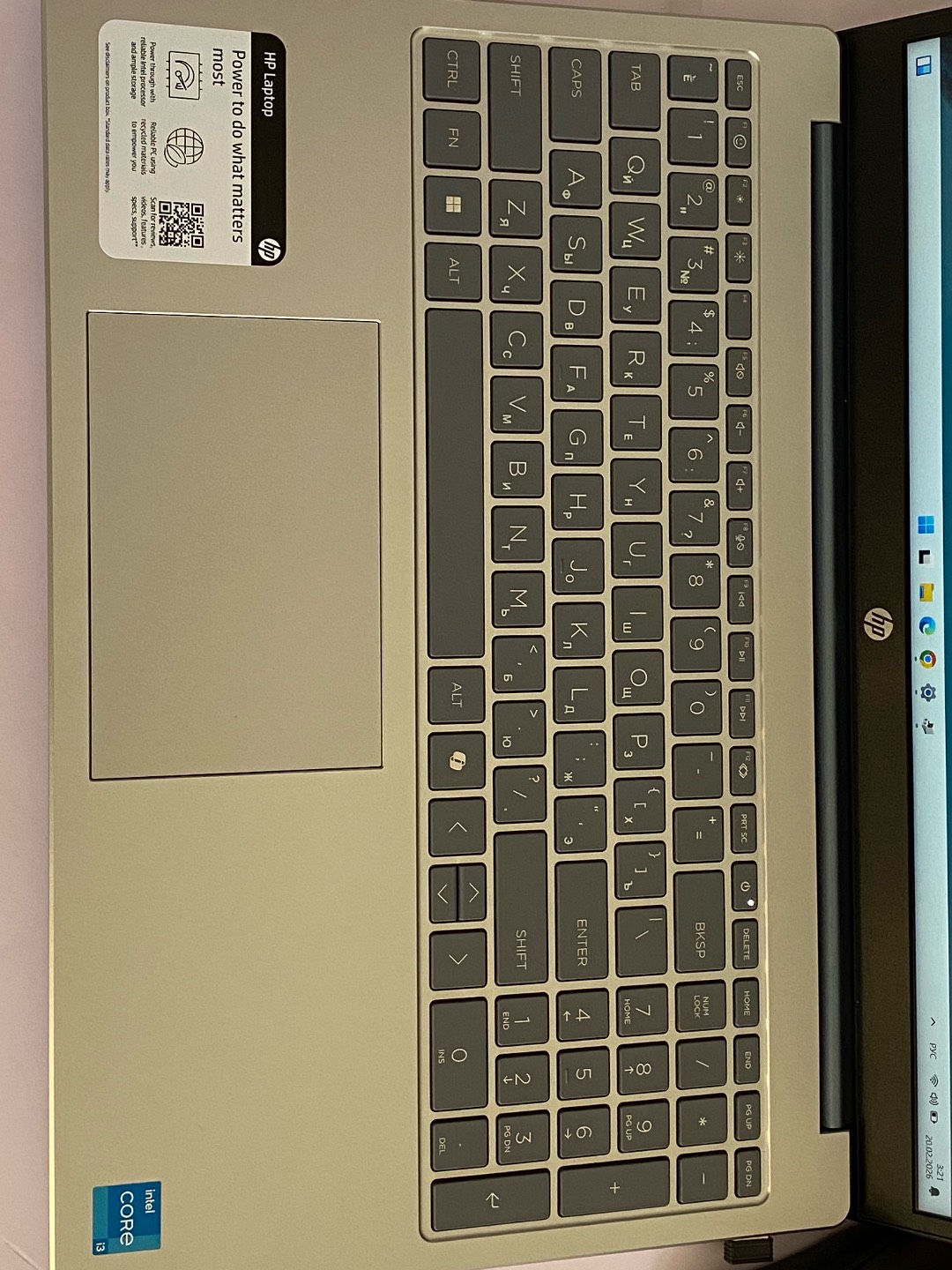 HP Laptop 15-fd0230WM — стиль, скорость и удобство в одном корпусе - изображение 6