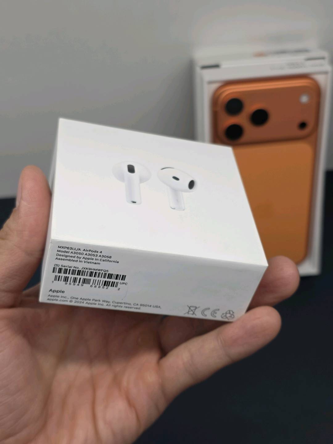 AirPods 4 лучший подарок на Новый Год - изображение 2