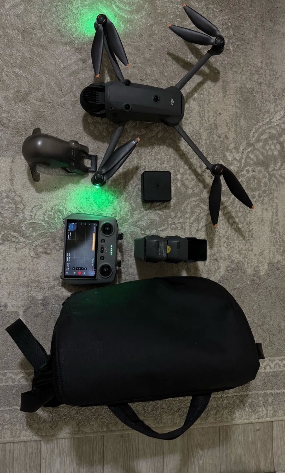 Mavic 4 pro combo