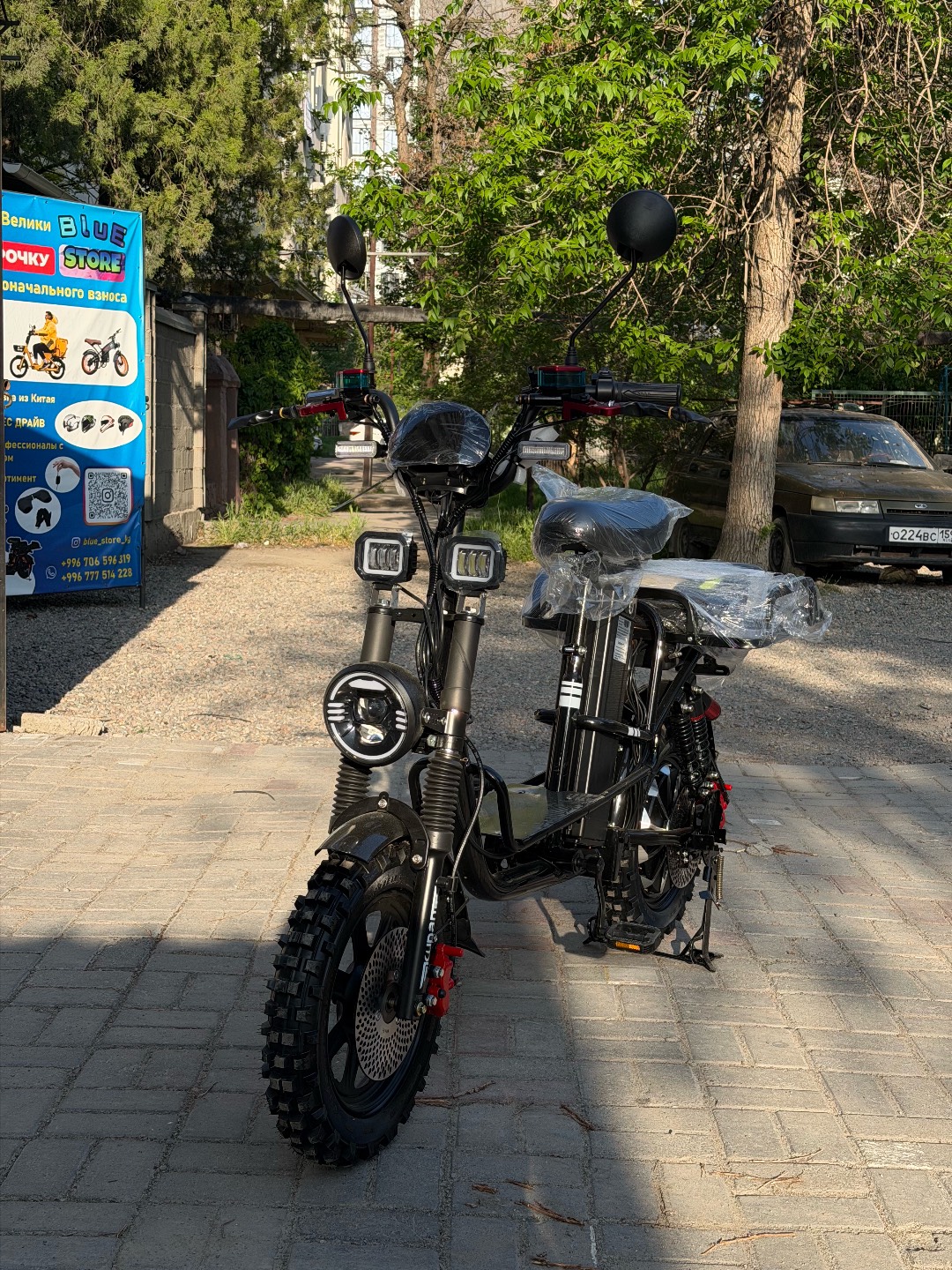 Монстр Электровелик