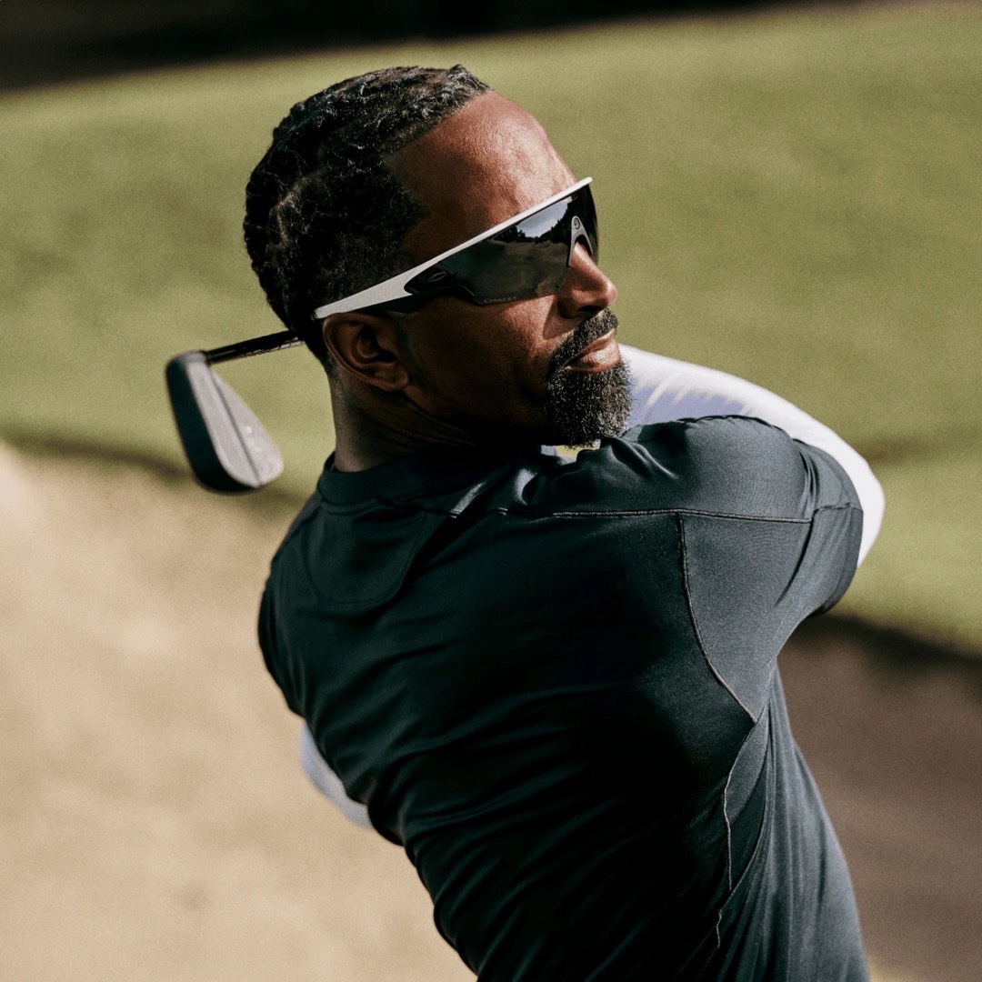 Очки Meta Oakley Vanguard White / Prizm Black
Модель S52 (0W8001) - изображение 3