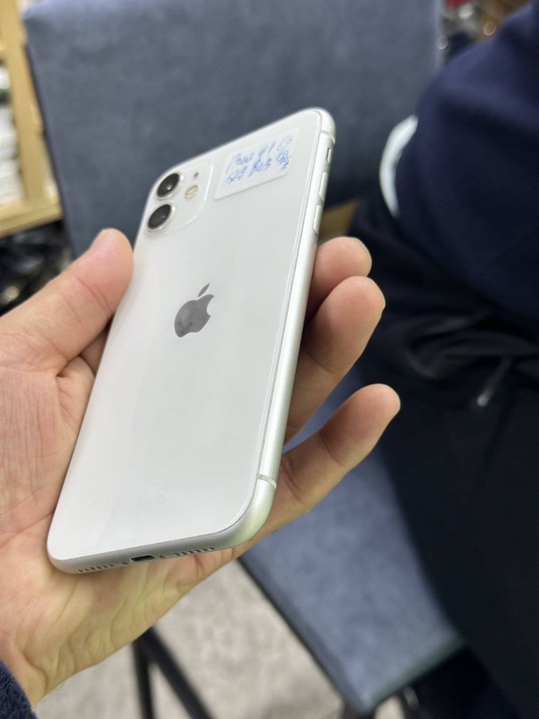 Айфон 11 64 - изображение 3