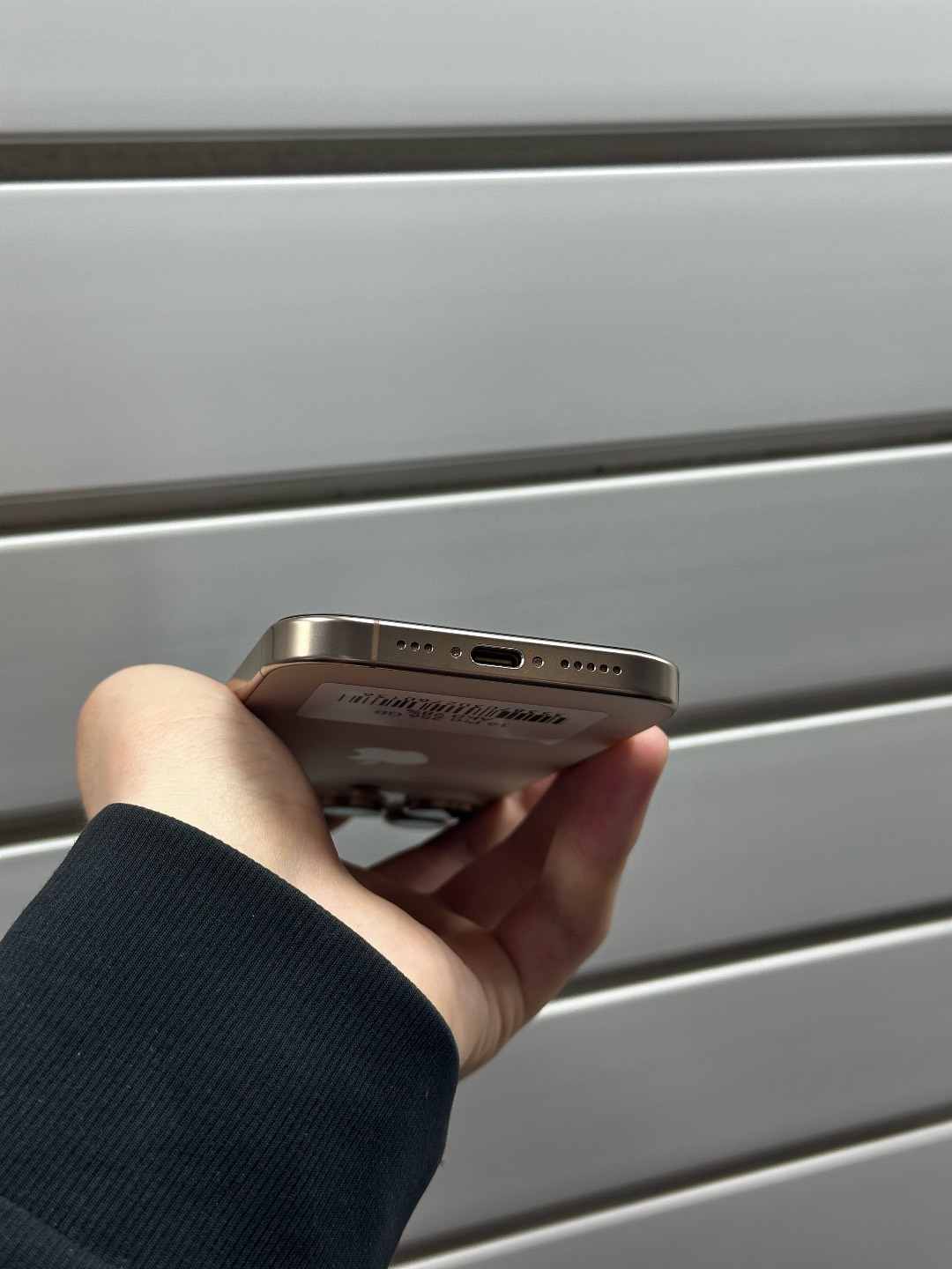 IPhone 16 pro 256GB - изображение 5