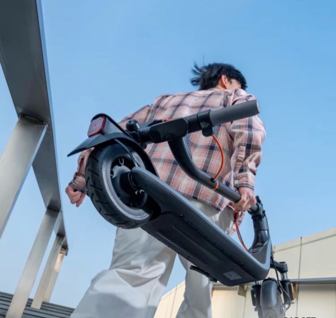 Электросамокат Ninebot E2S - изображение 2