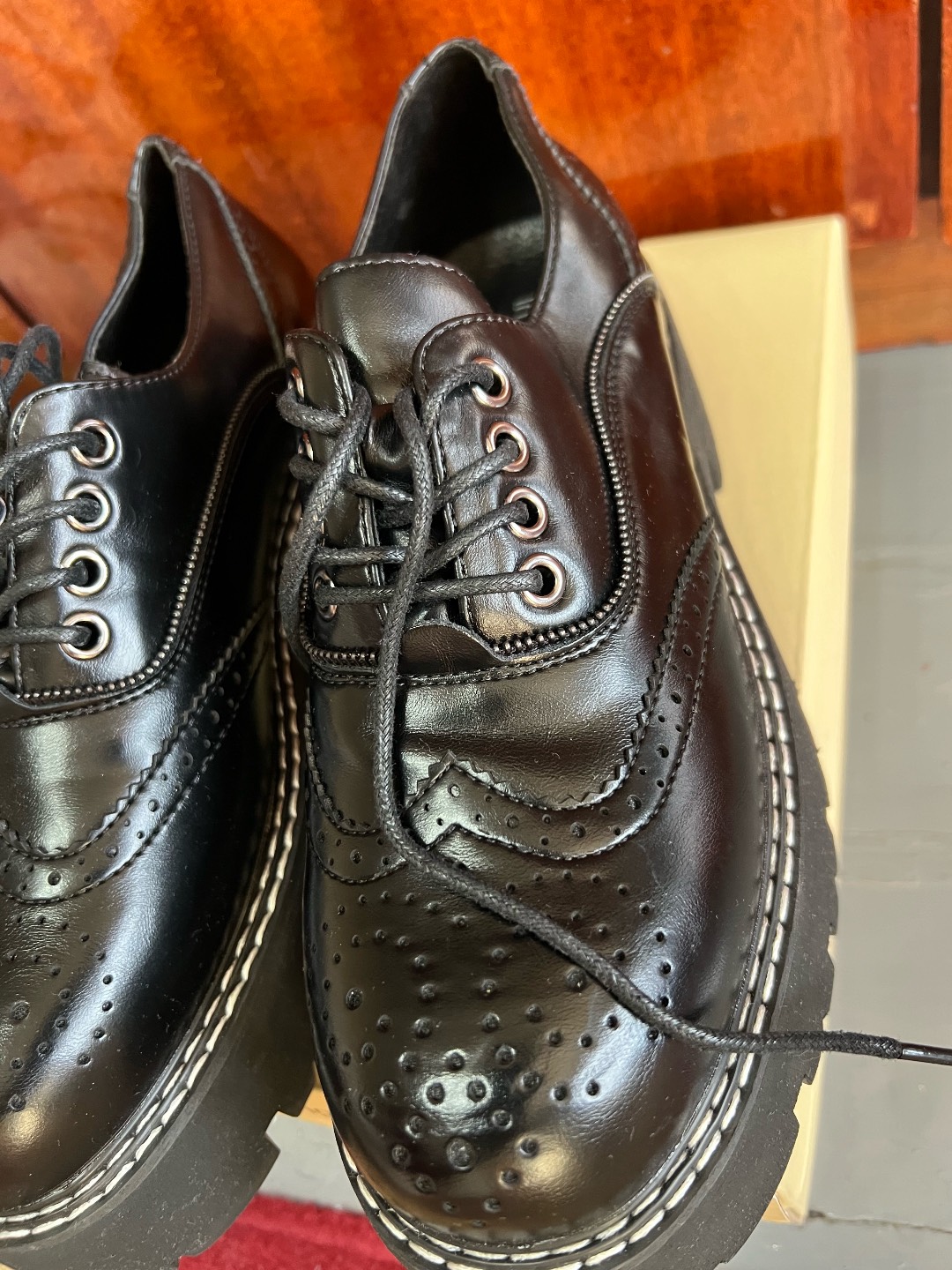 Продаю кожаные ботинки размер 39 - изображение 6