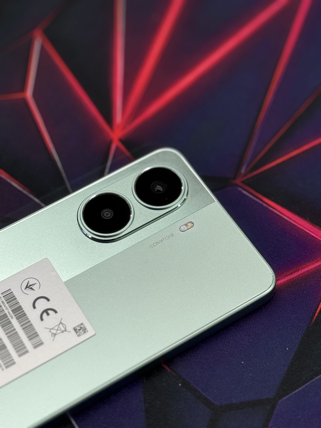 Poco X7 Pro 8/256 GB - изображение 2