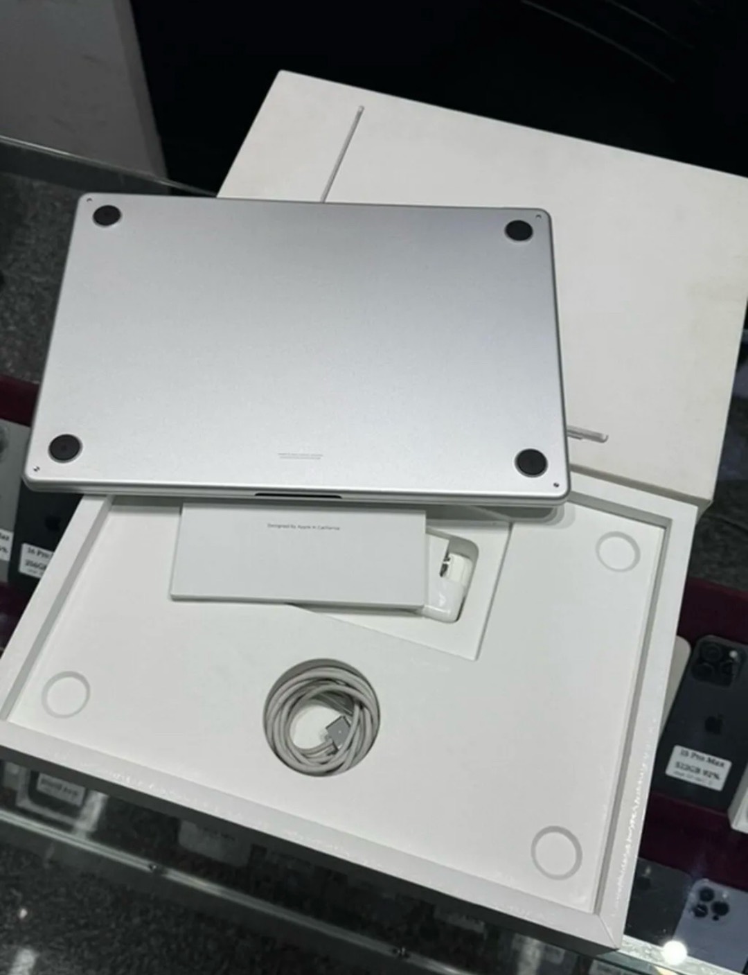 MacBook Air 15.3 M2 2023 8/256GB Silver
АКБ 91%, - изображение 2