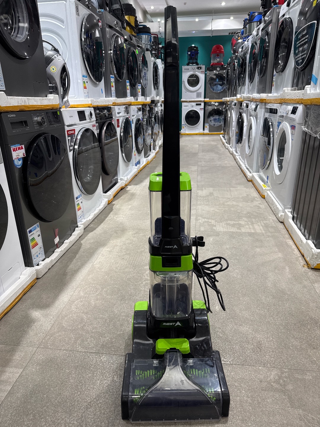 Моющий пылесос AVEST AVCW-211