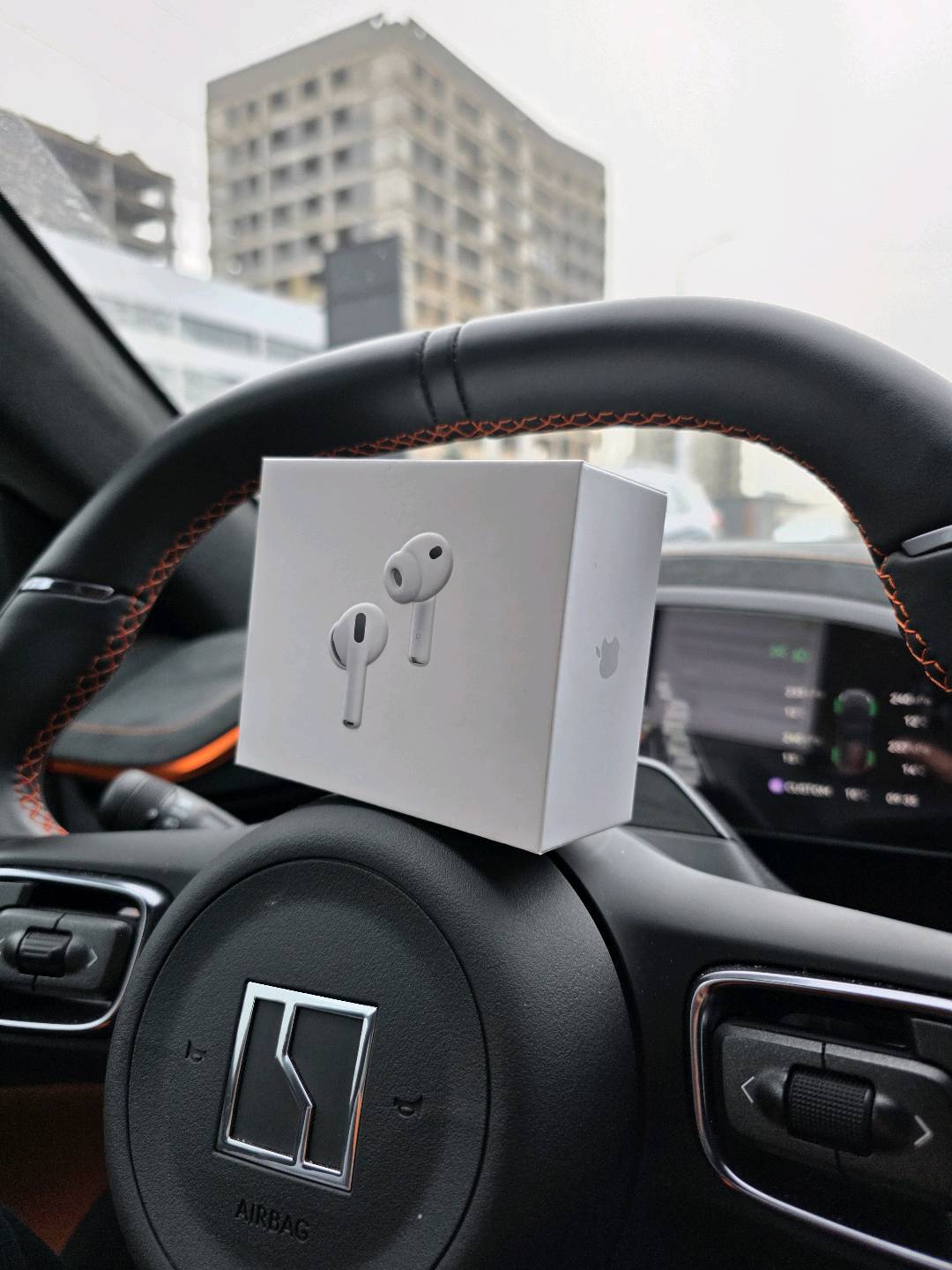 AirPods Pro 3 - изображение 2