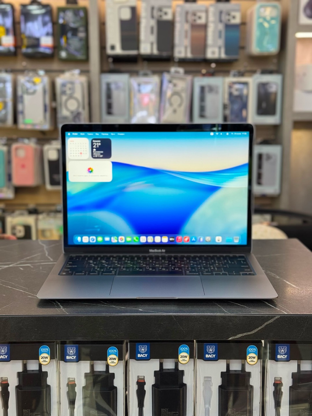 MACBOOK AIR M 1 8/256 85% акб - изображение 2