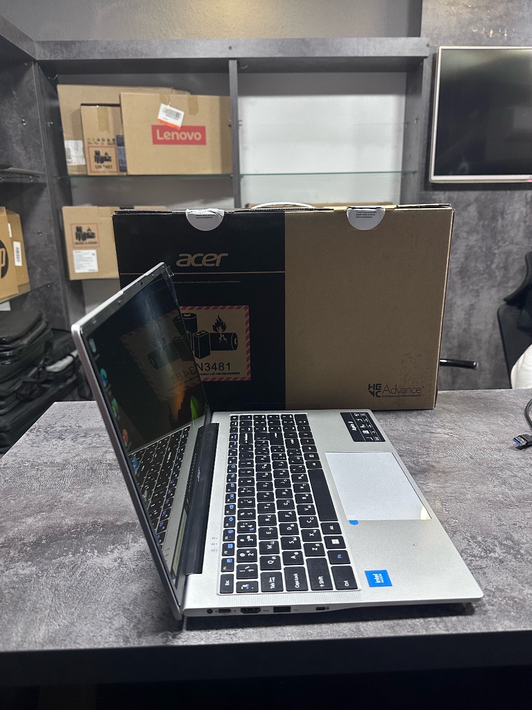 Acer Aspire 3 - изображение 2