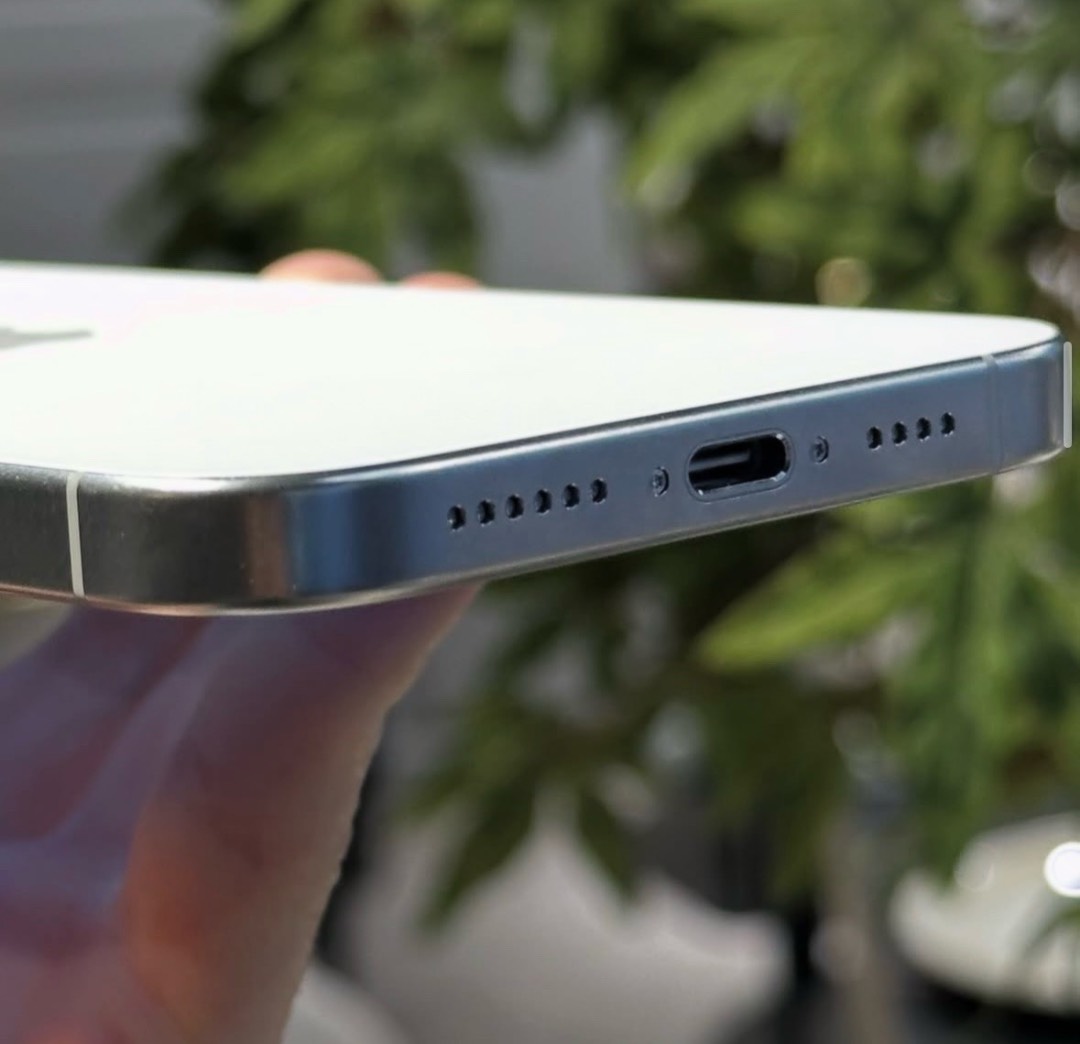 Смартфон iPhone 16 pro Max 256GB Акб 100 - изображение 4