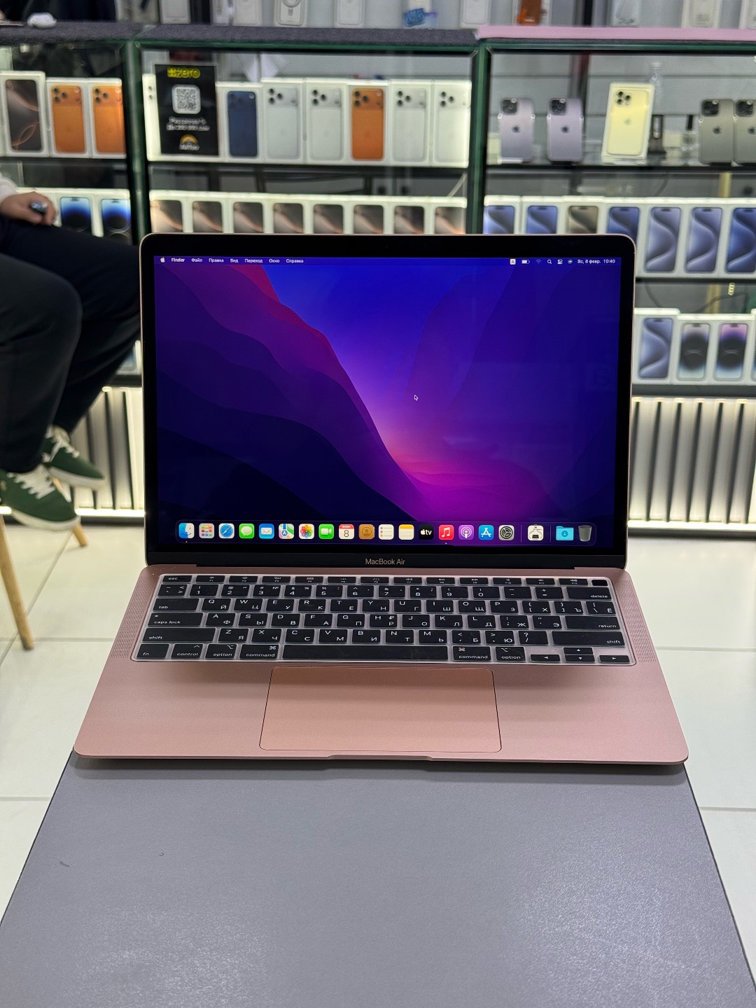 MACBOOK AIR 2020 I3 8/256gb+ коробка, оригинальная зарядка - изображение 3