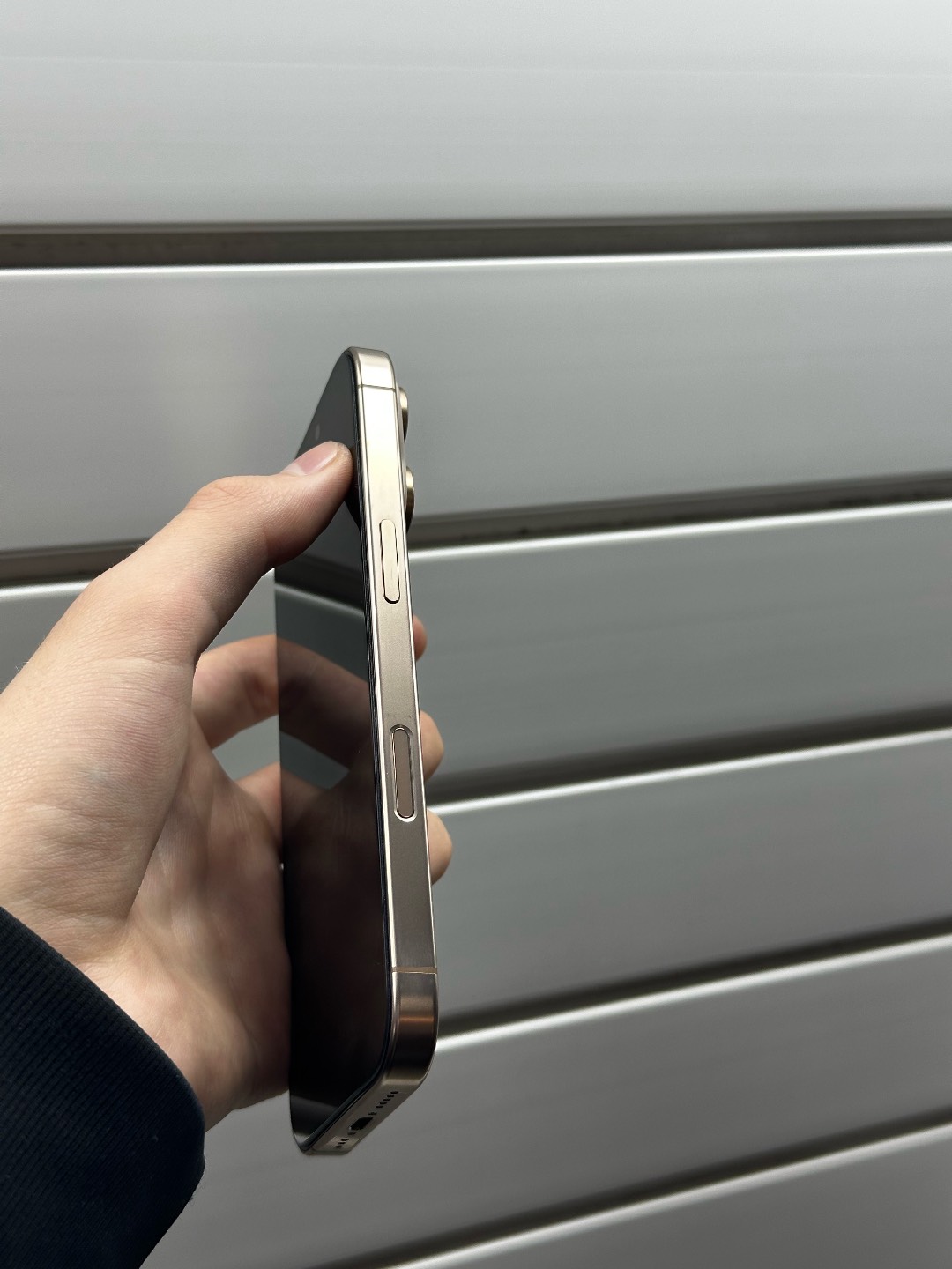IPhone 16 pro 256GB - изображение 5