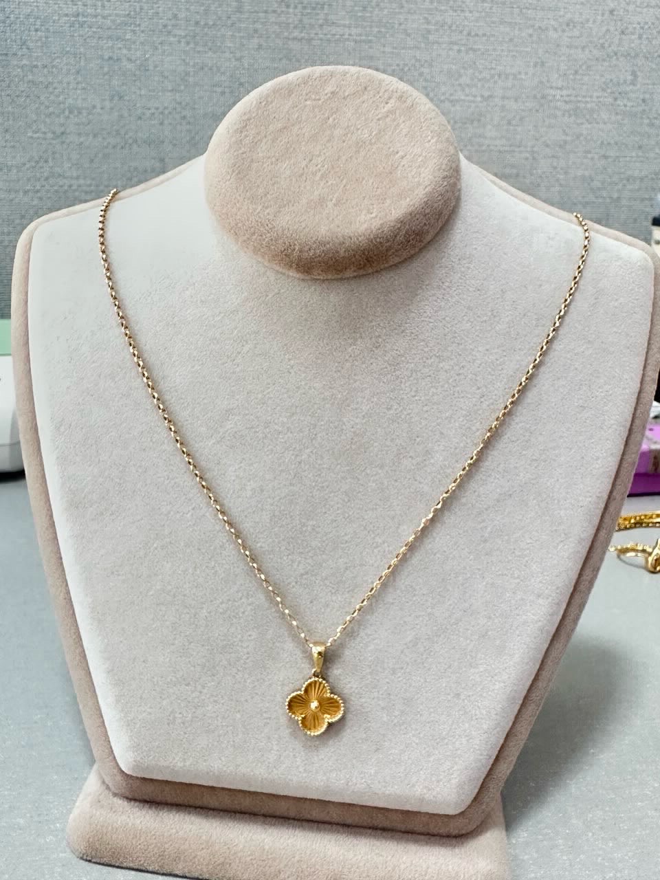 Италия 50 см с кулоном 
3,25гр