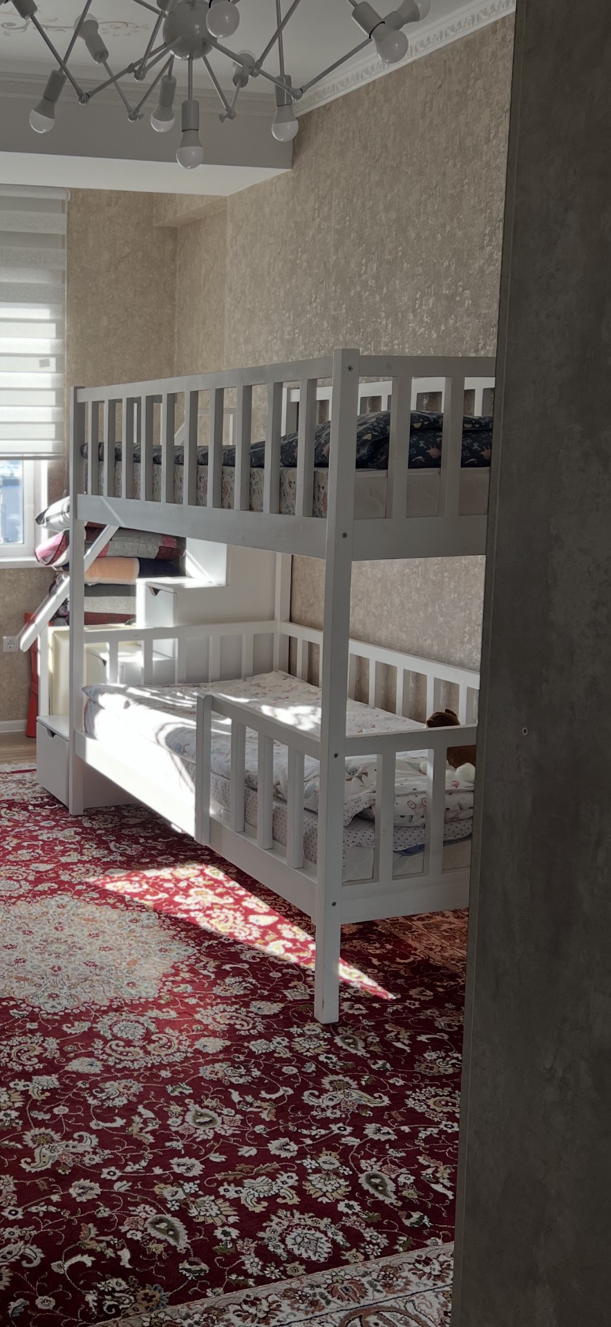 Двухъярусная кровать