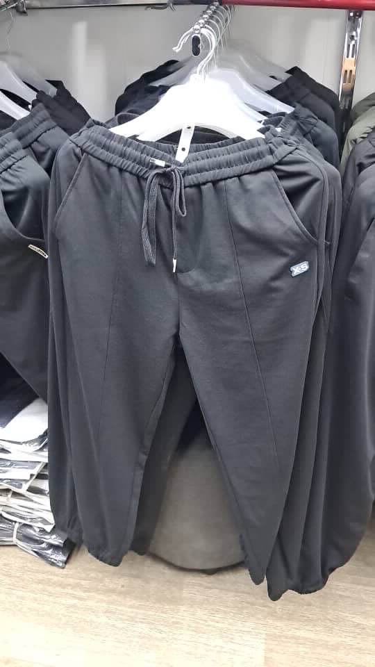 Футболка и спортивный штаны - изображение 2