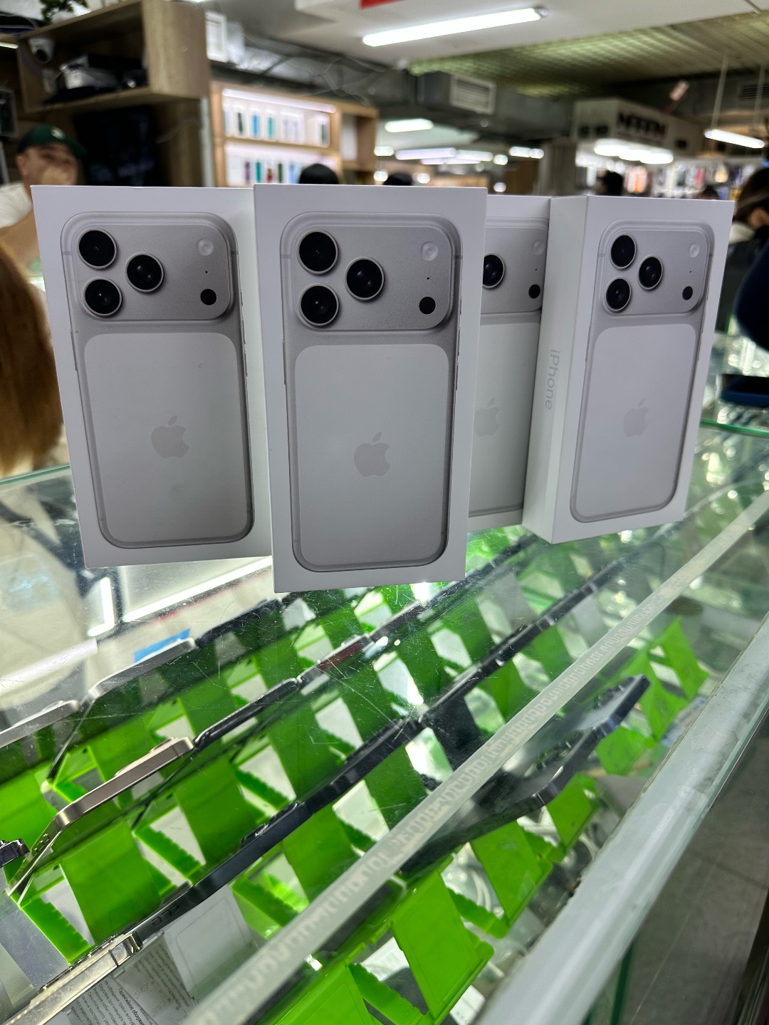 Айфон 📲 17 про 256 белый  е сим новый - изображение 3