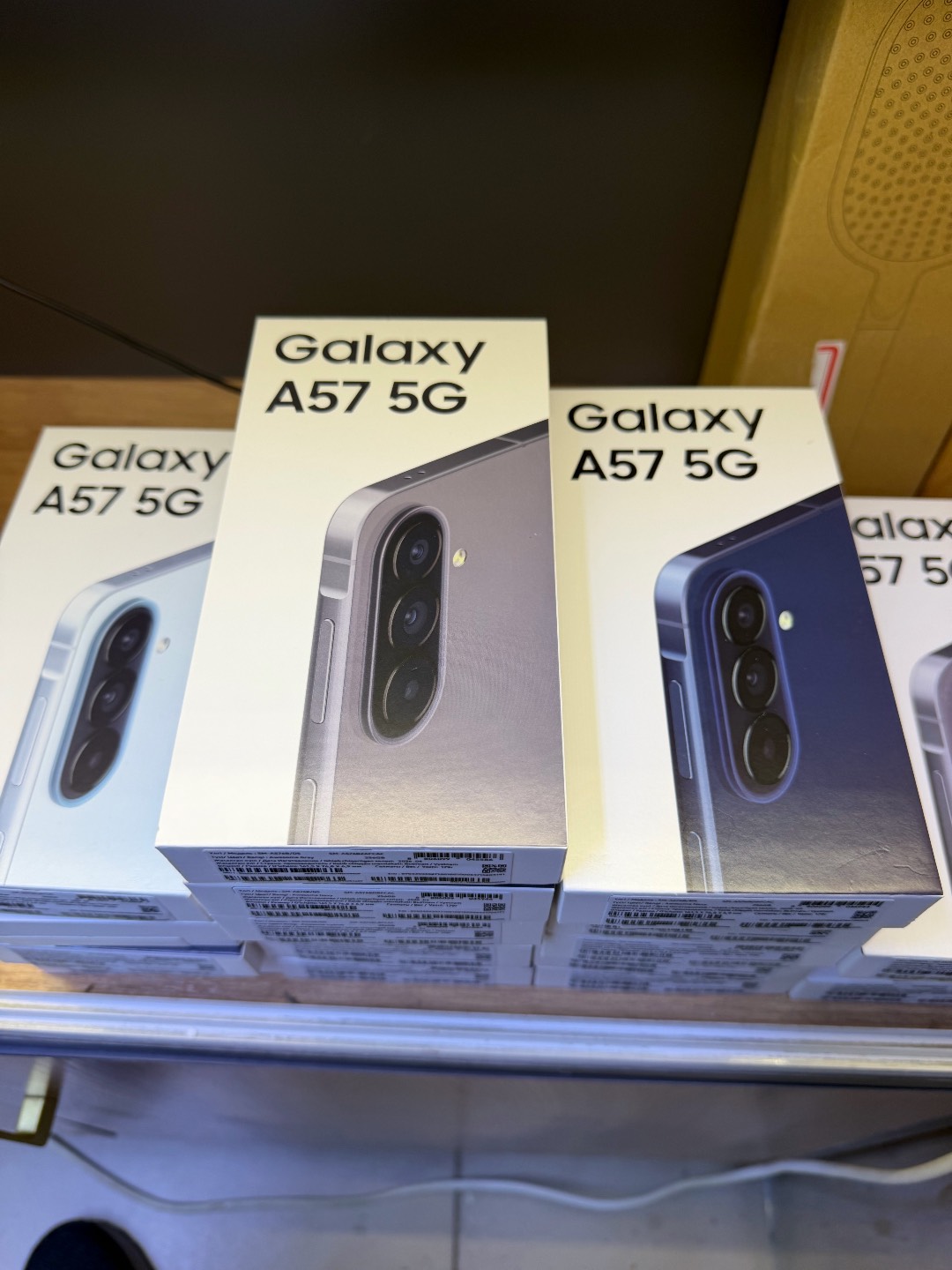 Samsung A57 8/256 - изображение 4