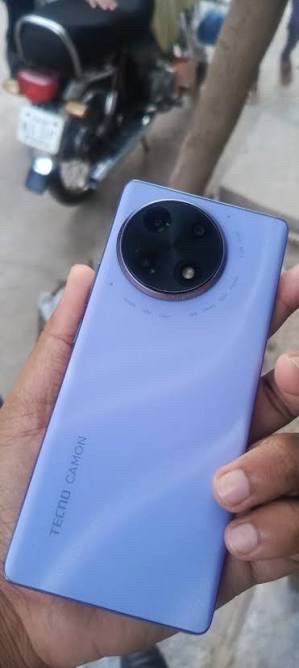 Телефон TECNO CAMON 30s. - изображение 2