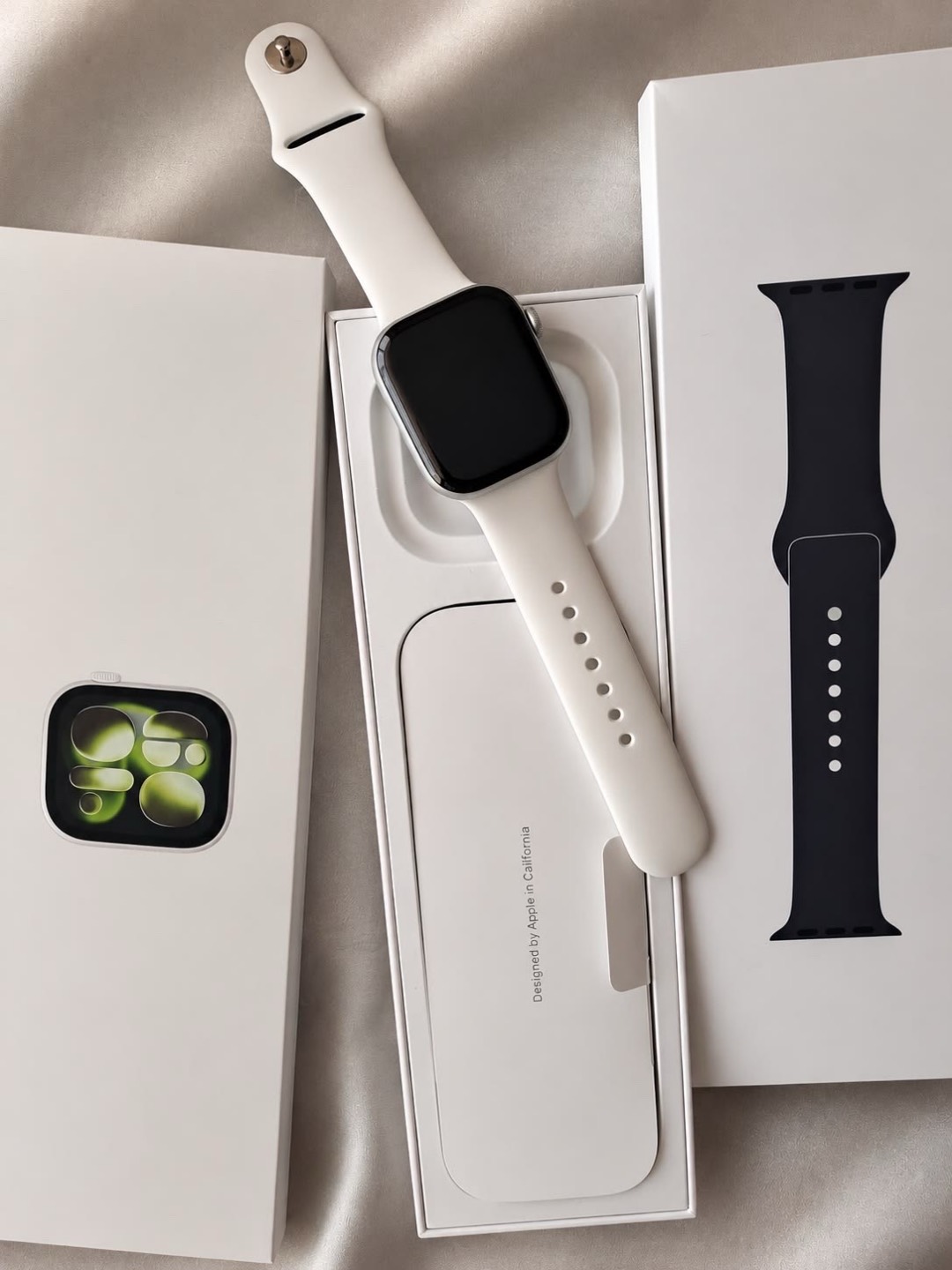 Apple Watch Series 11  42мм - изображение 2