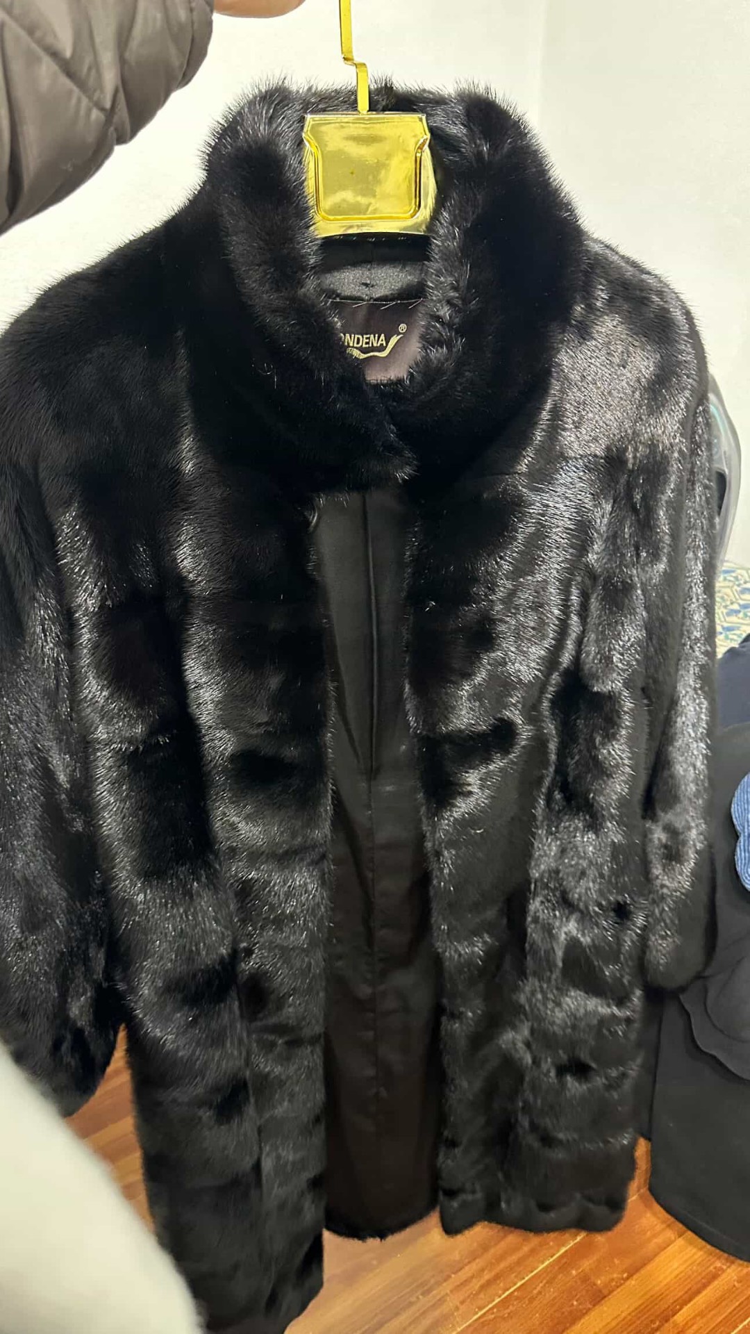 Срочная продажа шубы - изображение 6