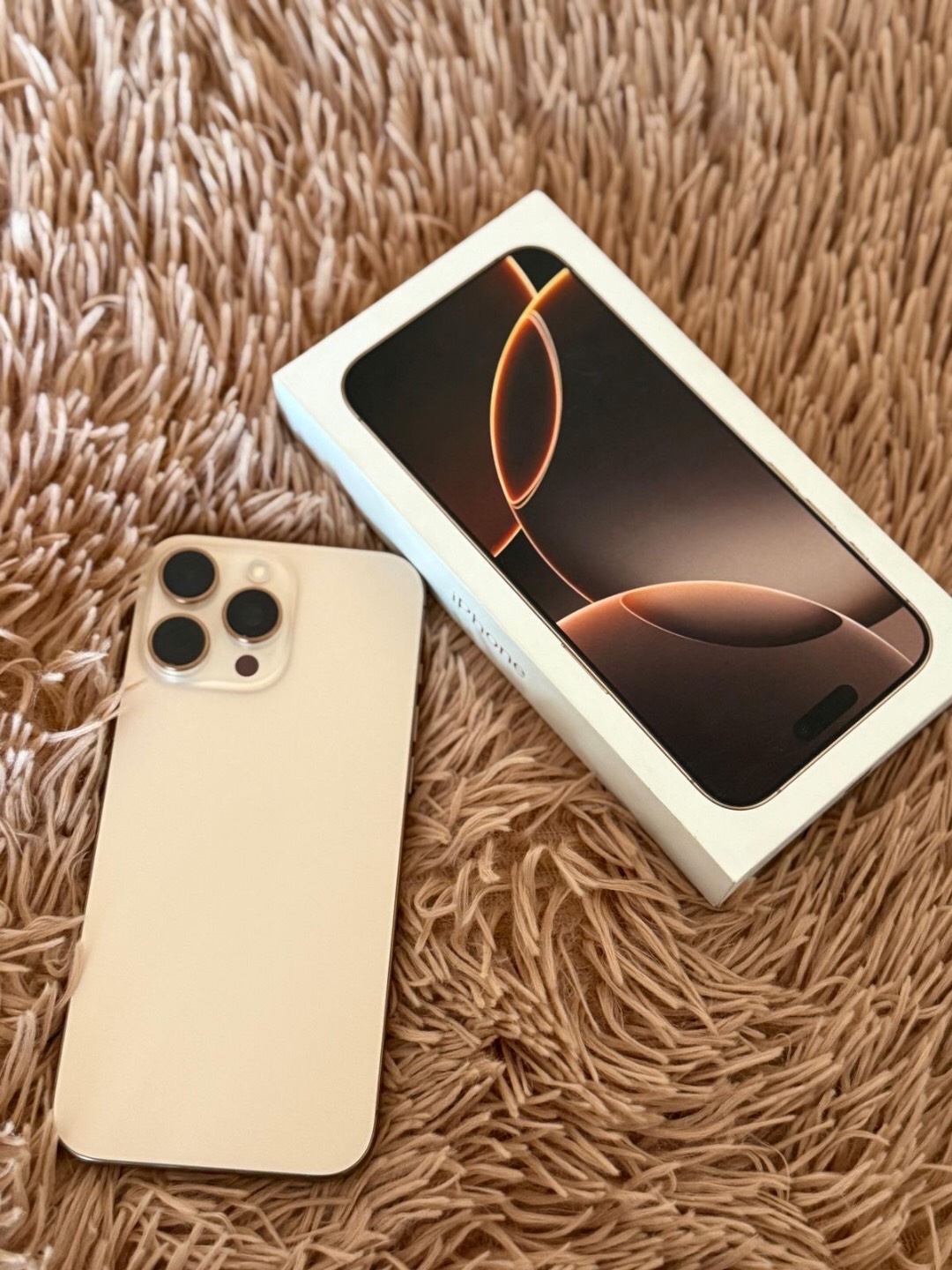 IPhone 16 Pro 128GB + полный комплект аксессуаров - изображение 2