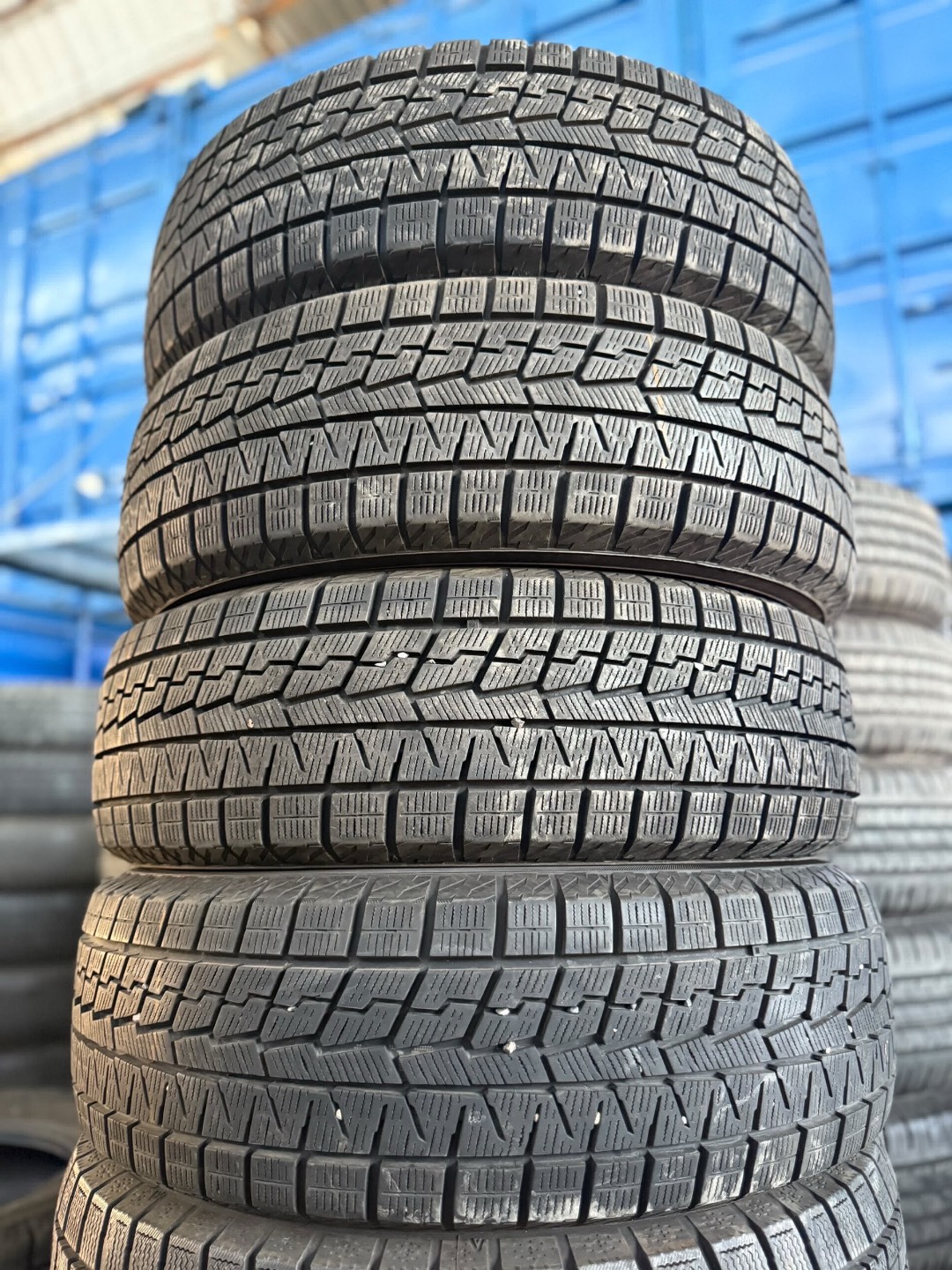 195/65R15 На Which,STEPWGN, 4шт