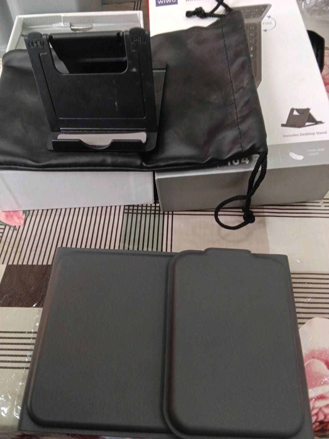 Раскладная клавиатура с блитусам и подставкай и чехлом - изображение 3