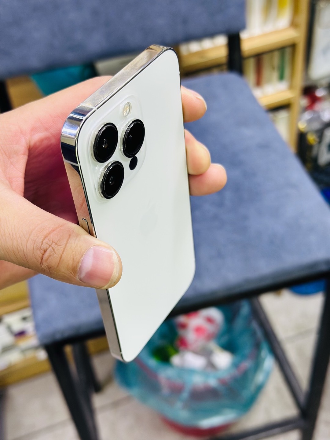 АКЦИЯ Iphone 13 Pro 128 акб 94% в комплекте чехол стекло airpods подарок гарантия 1 год - изображение 3