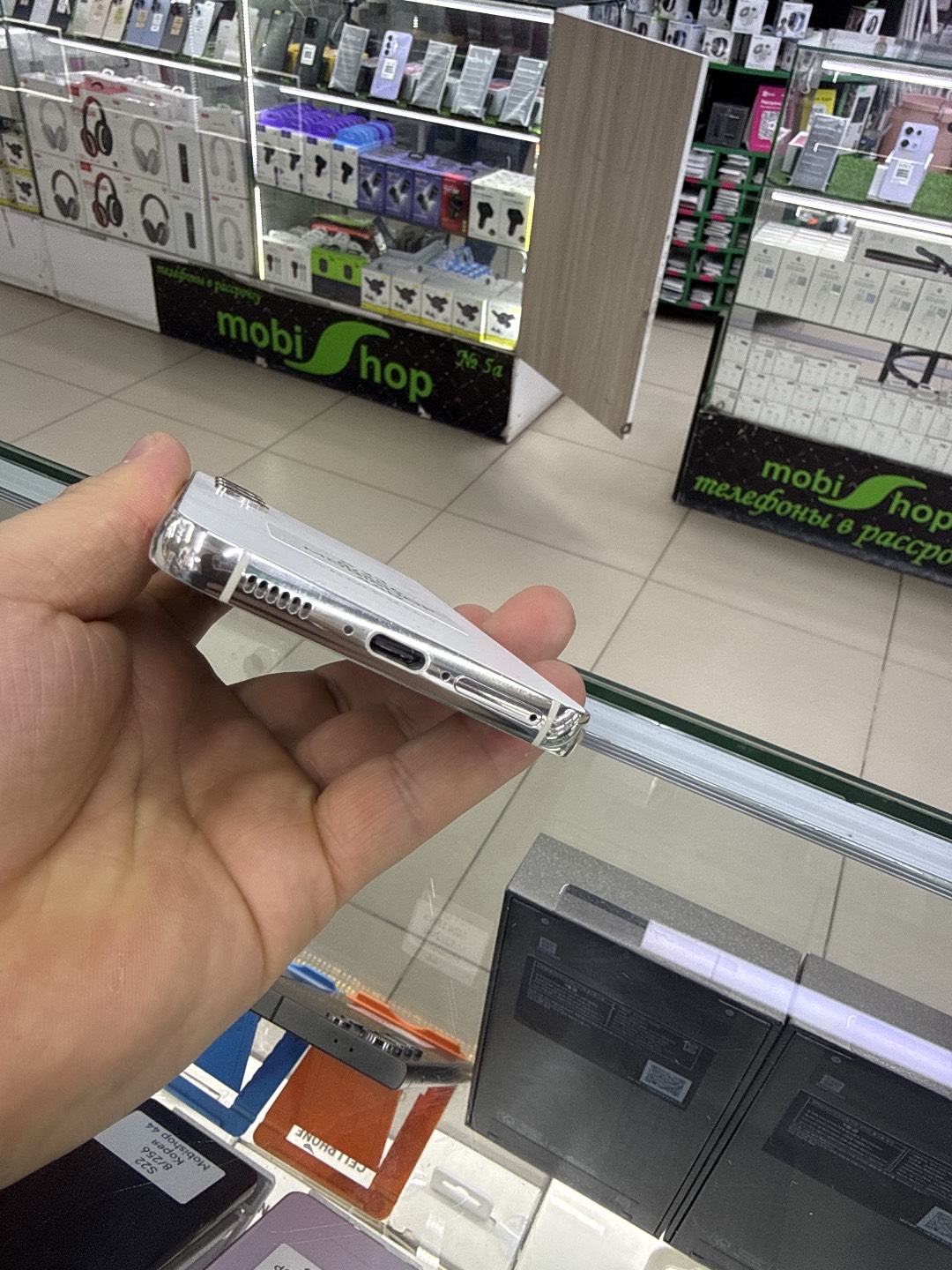 Samsung S23 8/256 - изображение 2