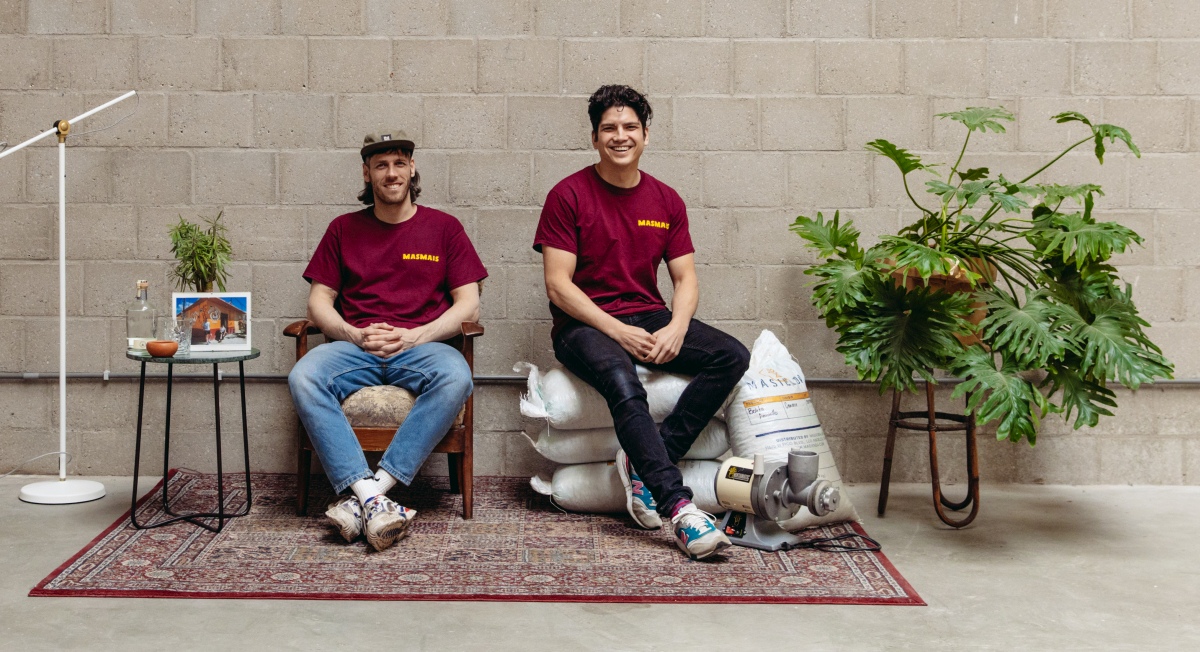 Picture of the owners of masMais