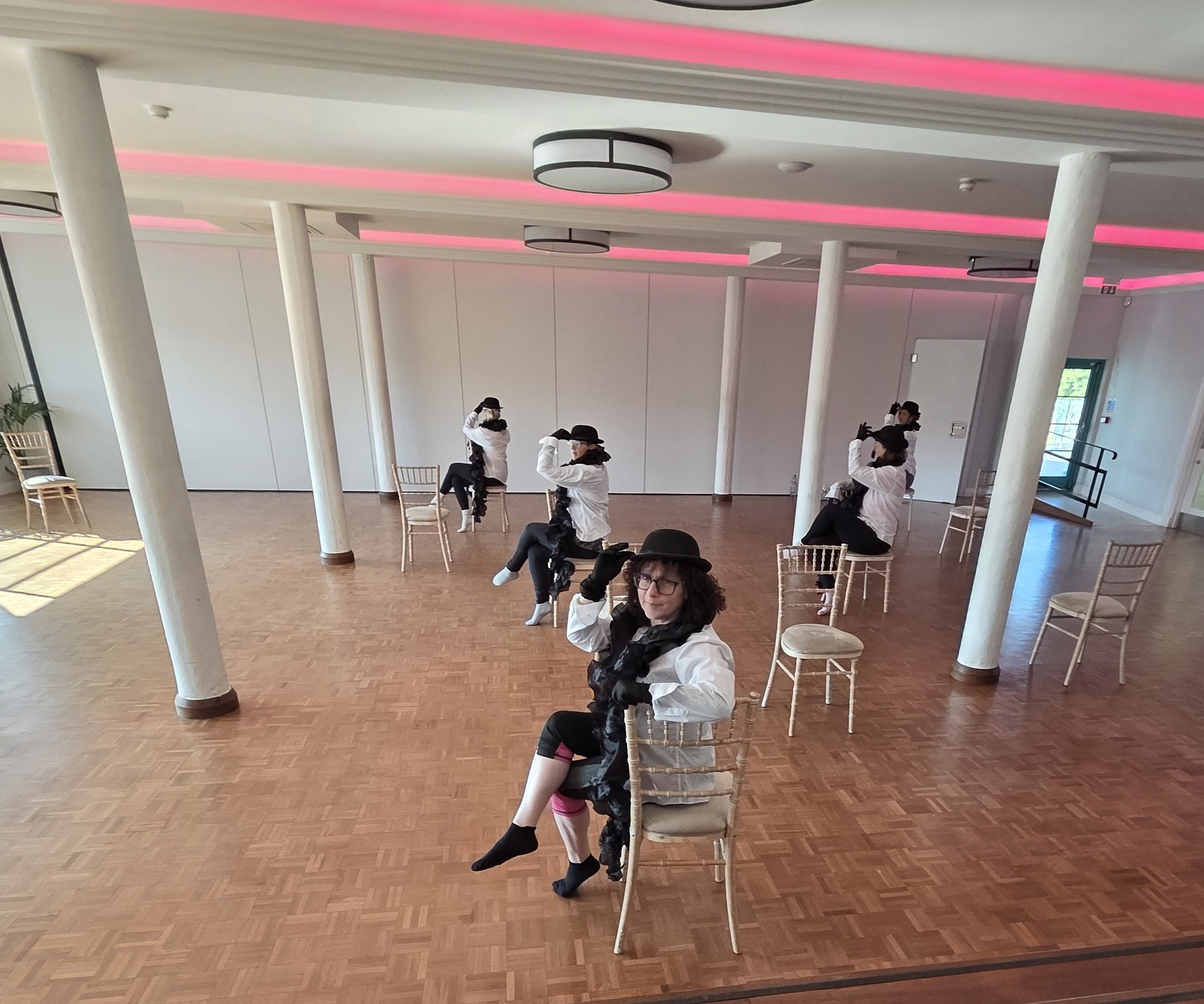 The Art of Burlesque Sussex Class Burlesque in Hove image 1