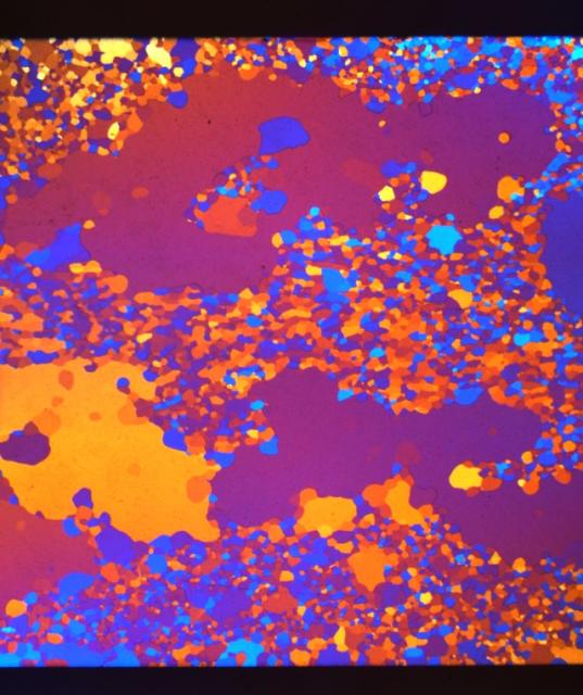 Betrachtung im polarisierten Licht Betrachtung im polarisierten Licht