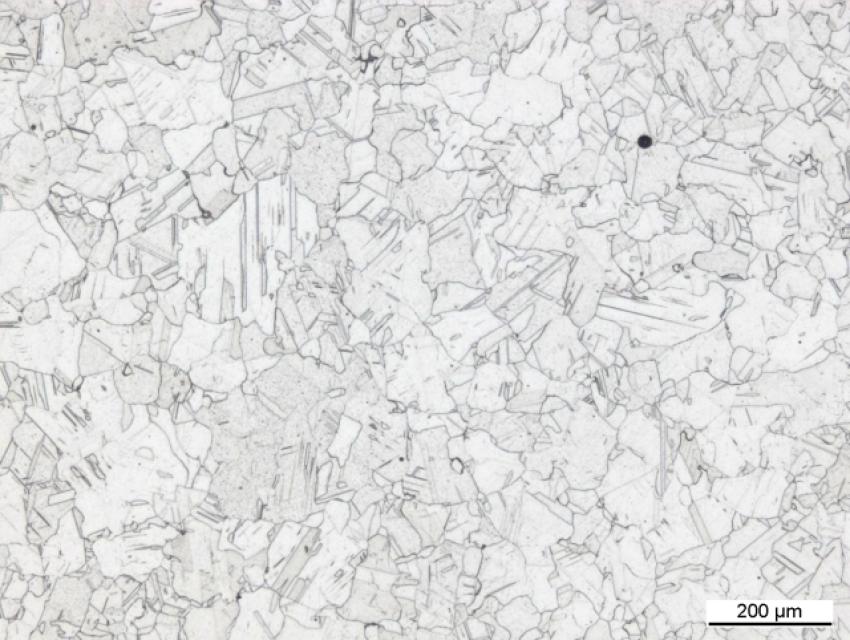 Hellfeld. Nickel-Legierung 625 Hellfeld. Nickel-Legierung 625