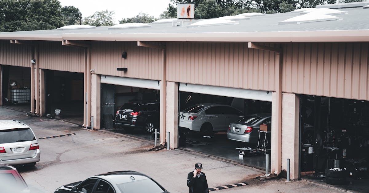 Garage door repairs Carrara