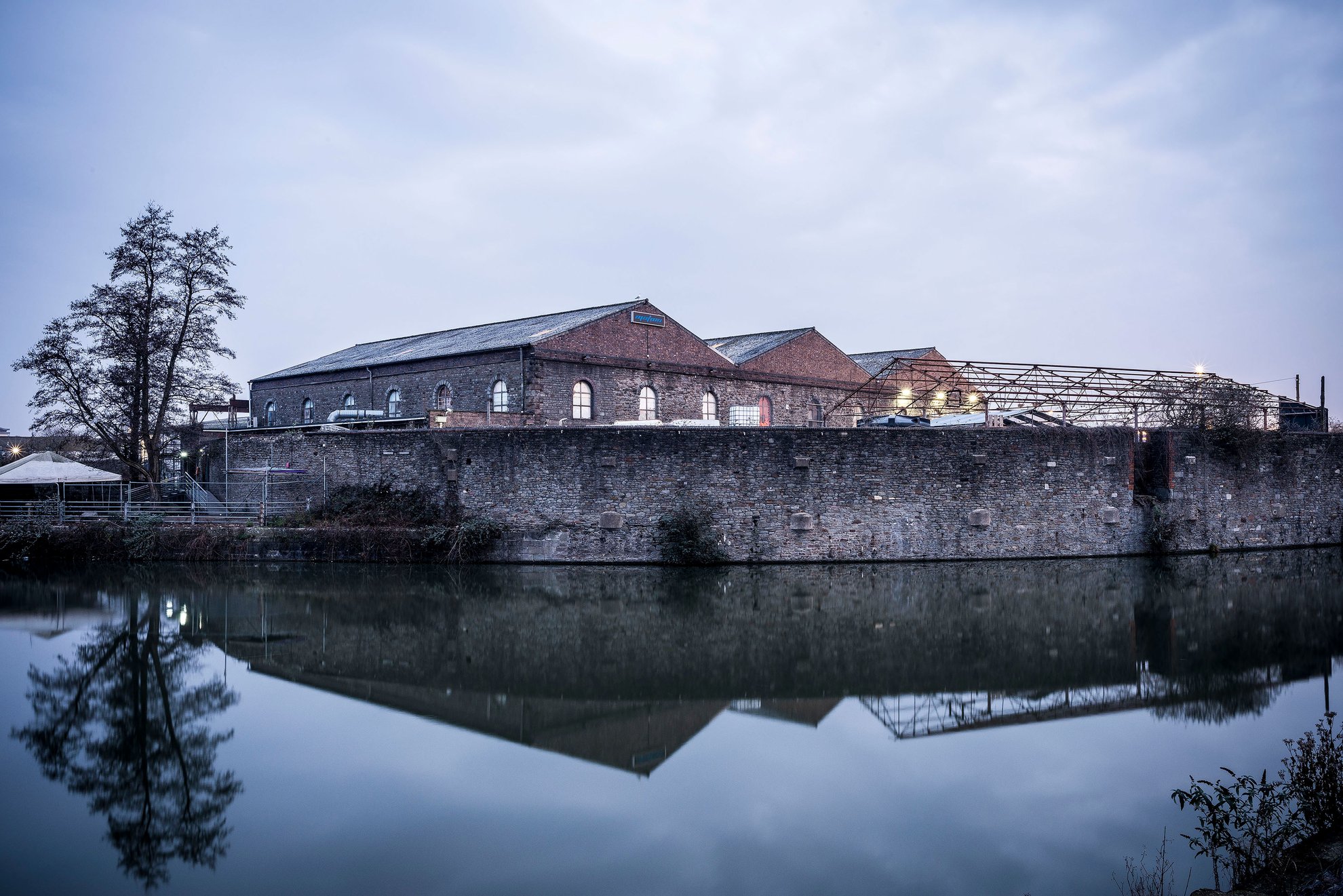 Feeder Canal